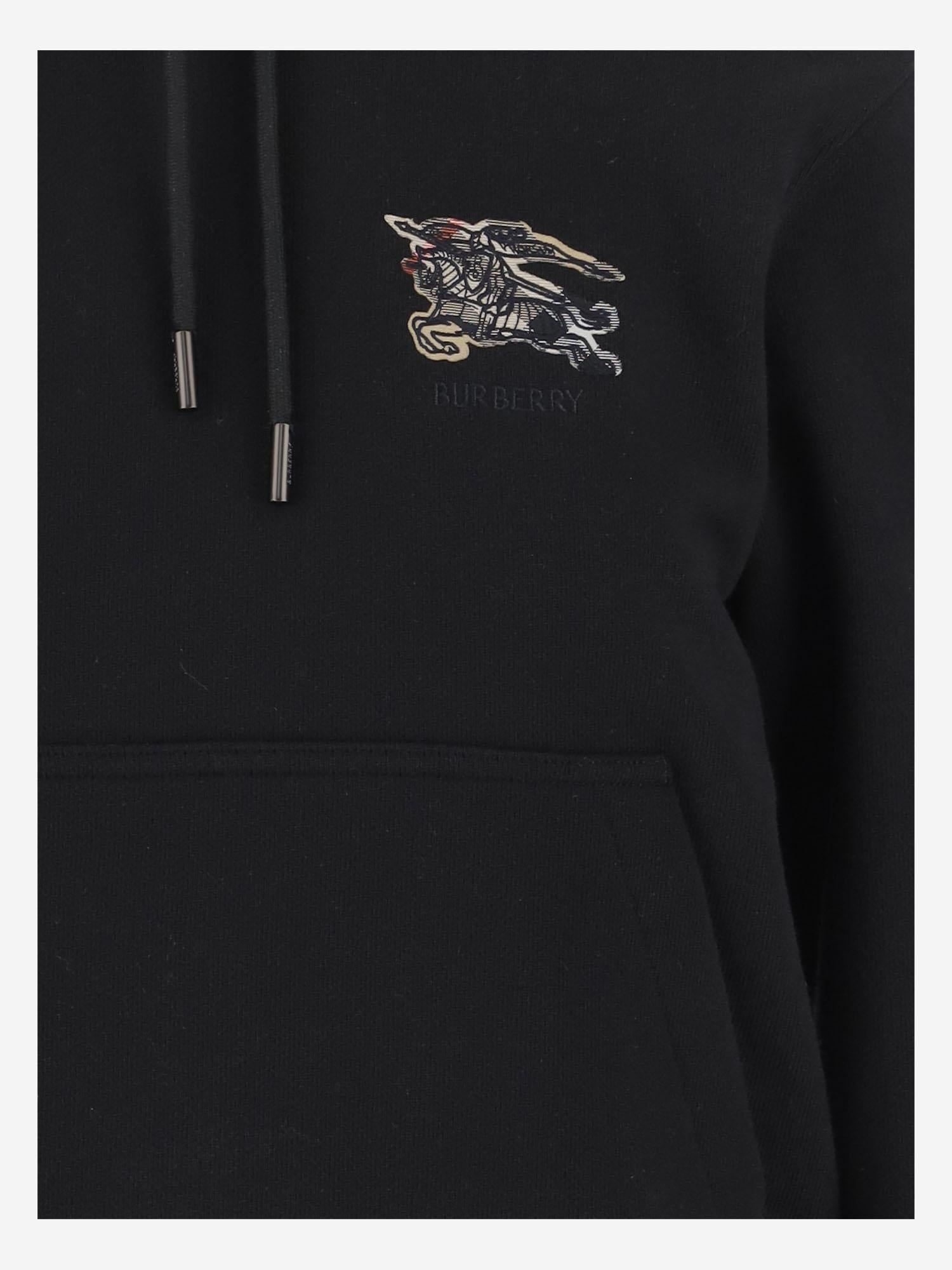FELPA IN COTONE CON CAPPUCCIO 8115957 BLACK BURBERRY