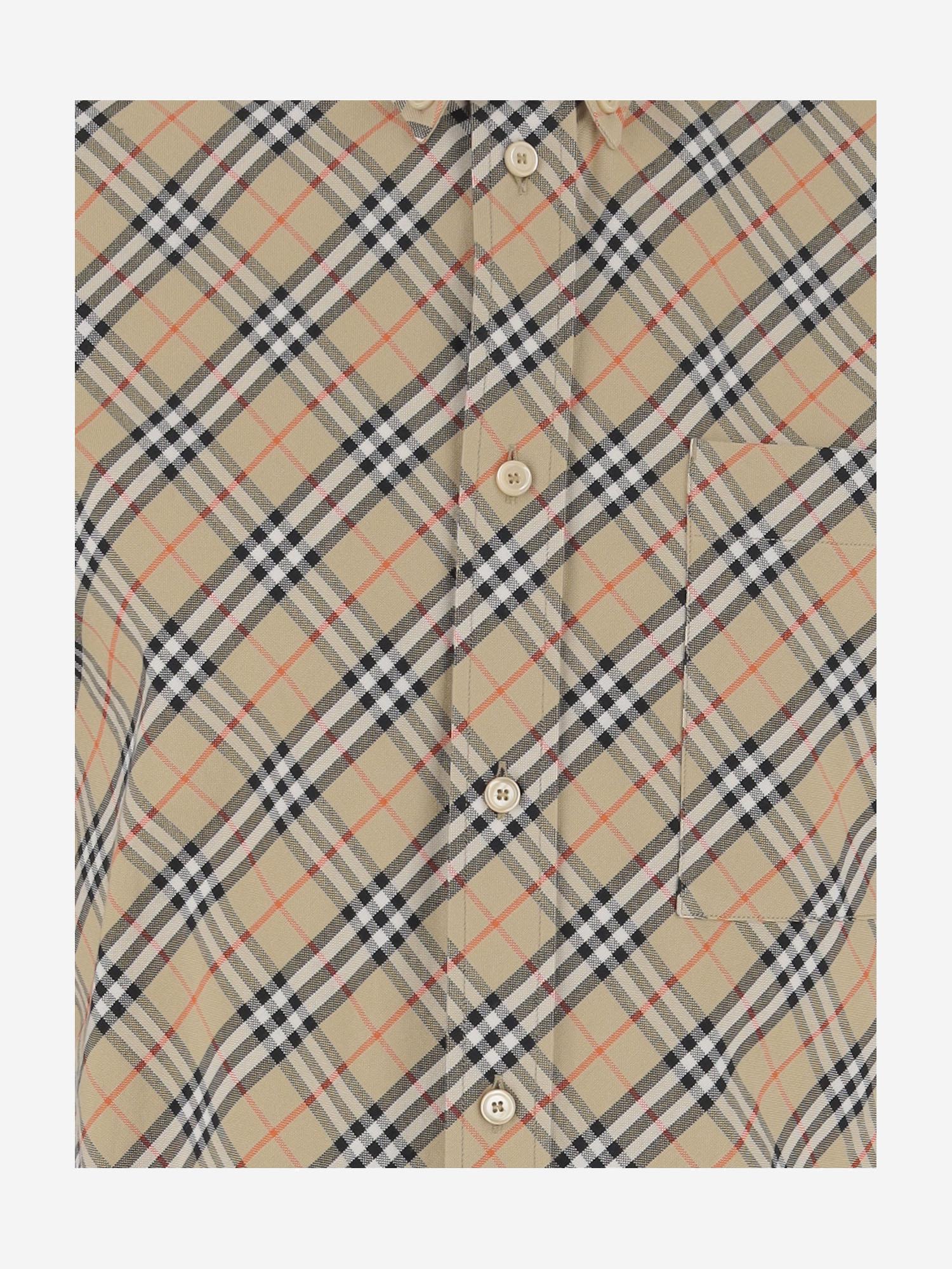CAMICIA A QUADRI CON TASCHINO 8104072 SANDIPCHECK BURBERRY