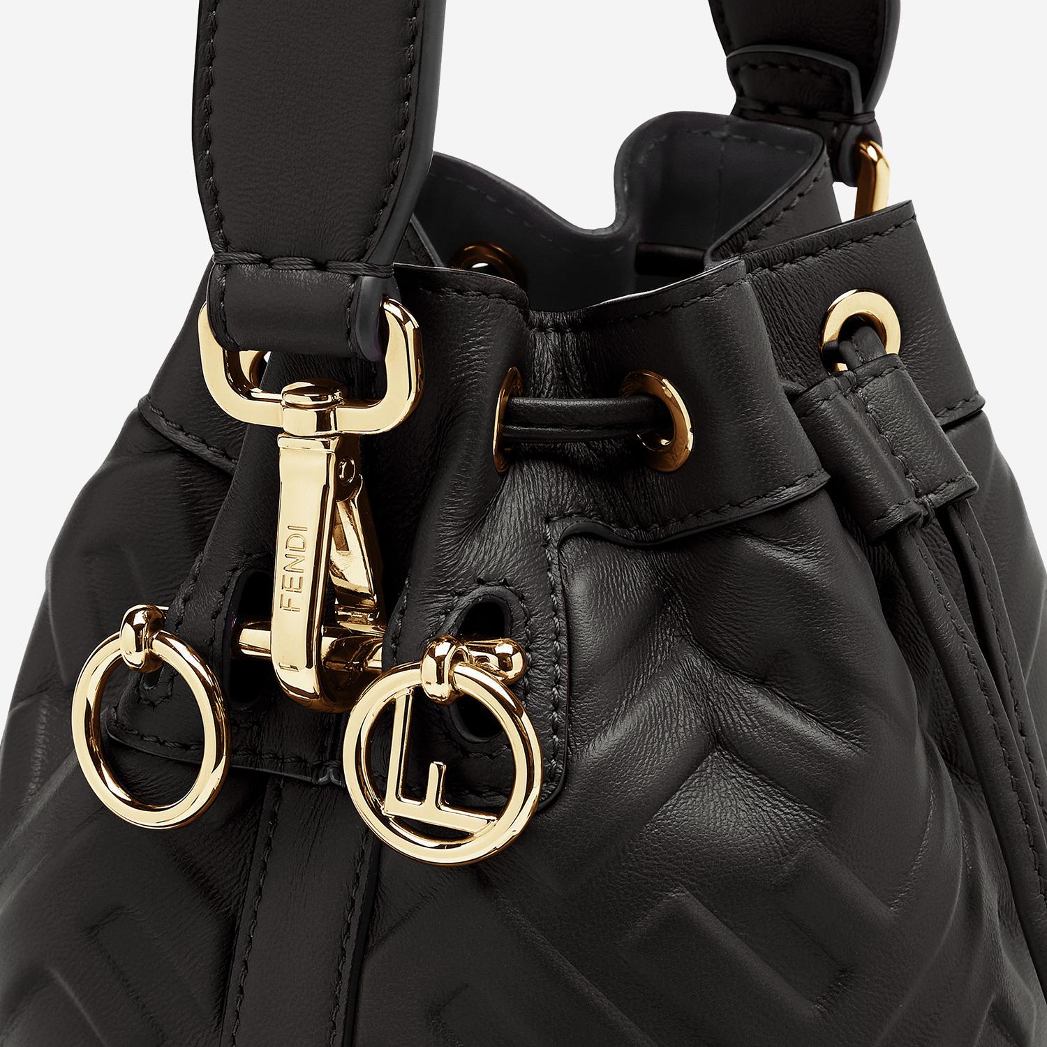 Borsa Mon Tresor in pelle 8BS093 ANWTF0KUR FENDI