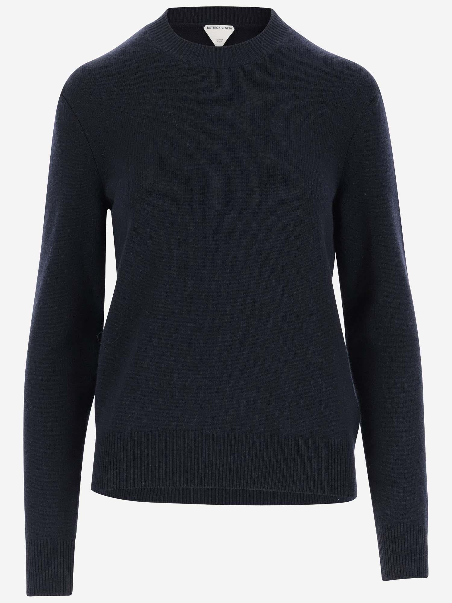 PULLOVER IN CASHMERE CON DETTAGLIO IN PELLE INTRECCIATO 772380 V2MM04121 BOTTEGA VENETA