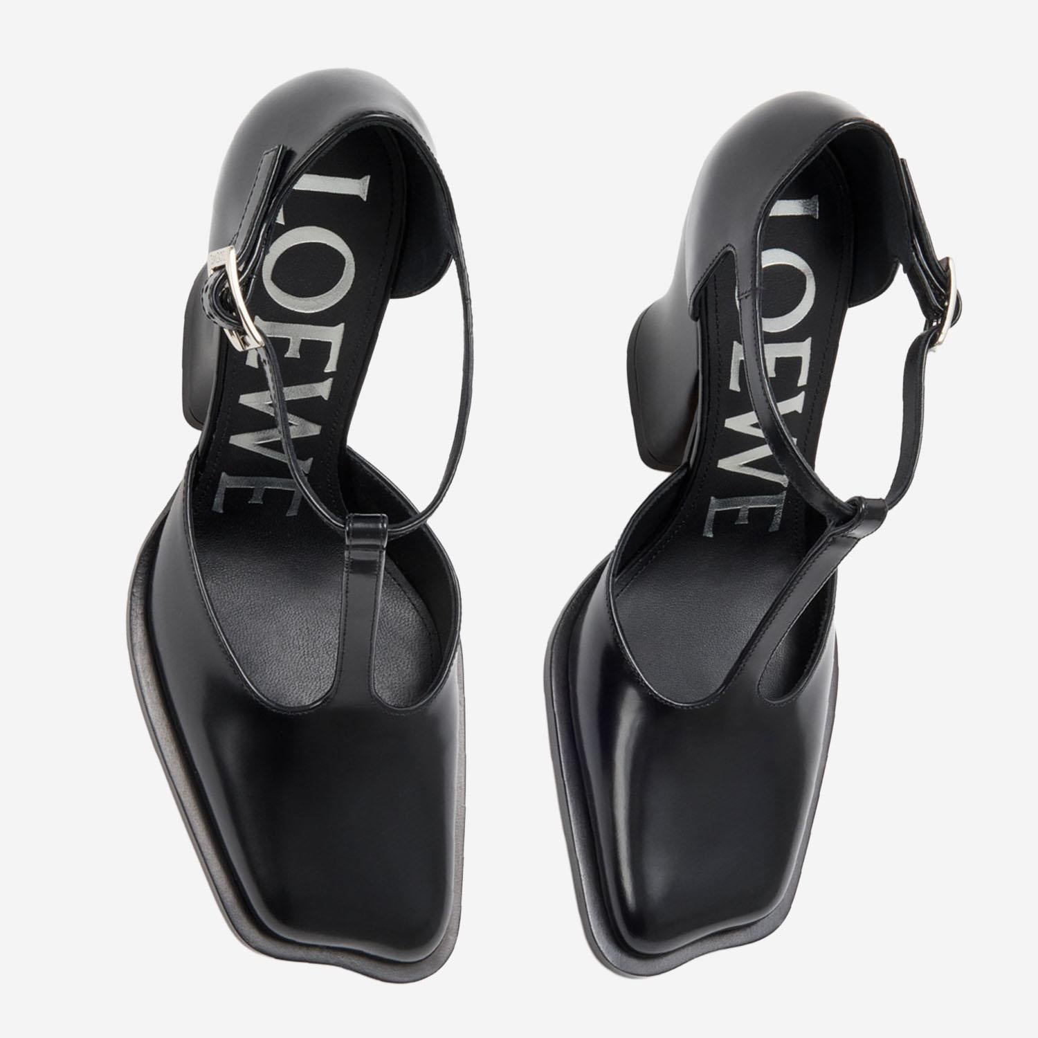 Décolleté Onda con cinturino a T in pelle LONDS01X05 1100 LOEWE