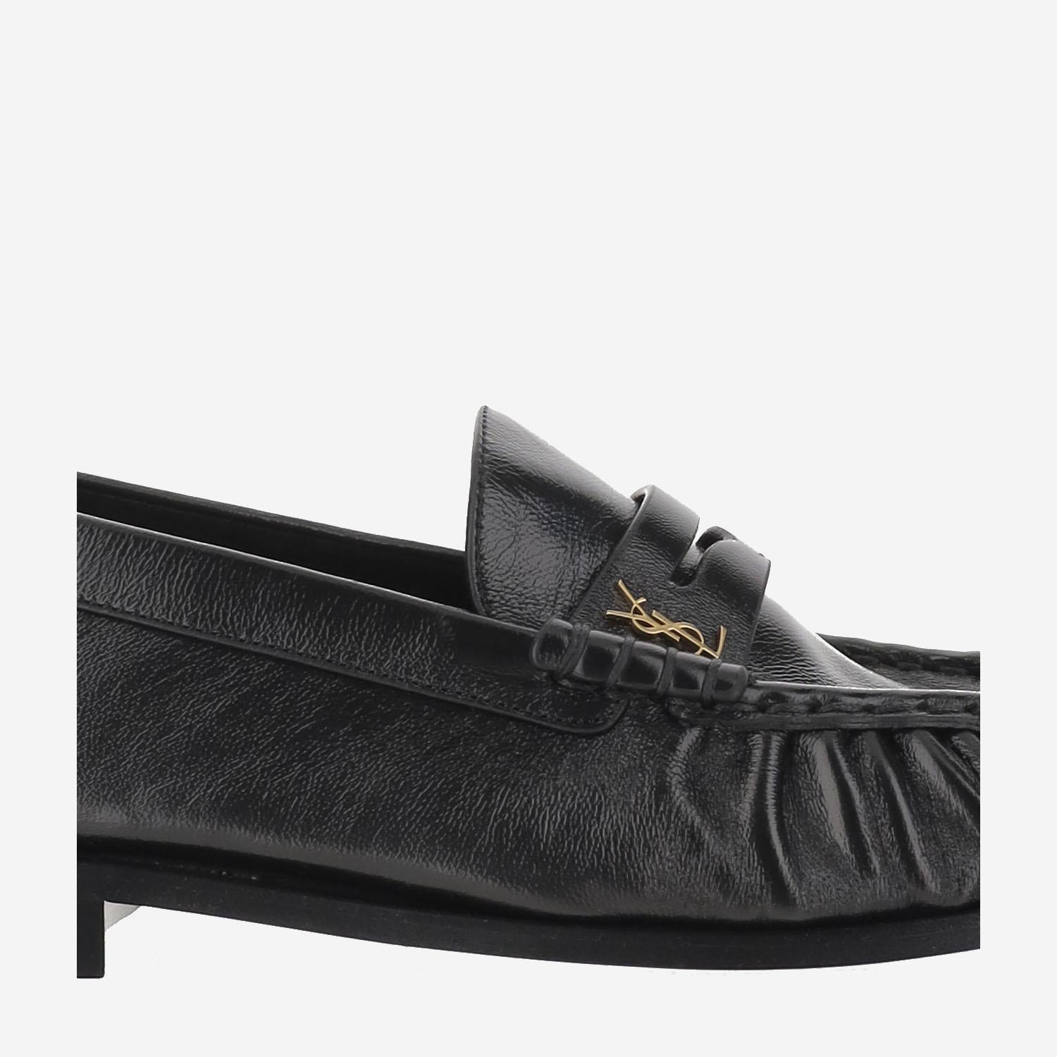 MOCASSINI LE LOAFER MORBIDI IN PELLE LUCIDA 775867 AA00K1000 SAINT LAURENT