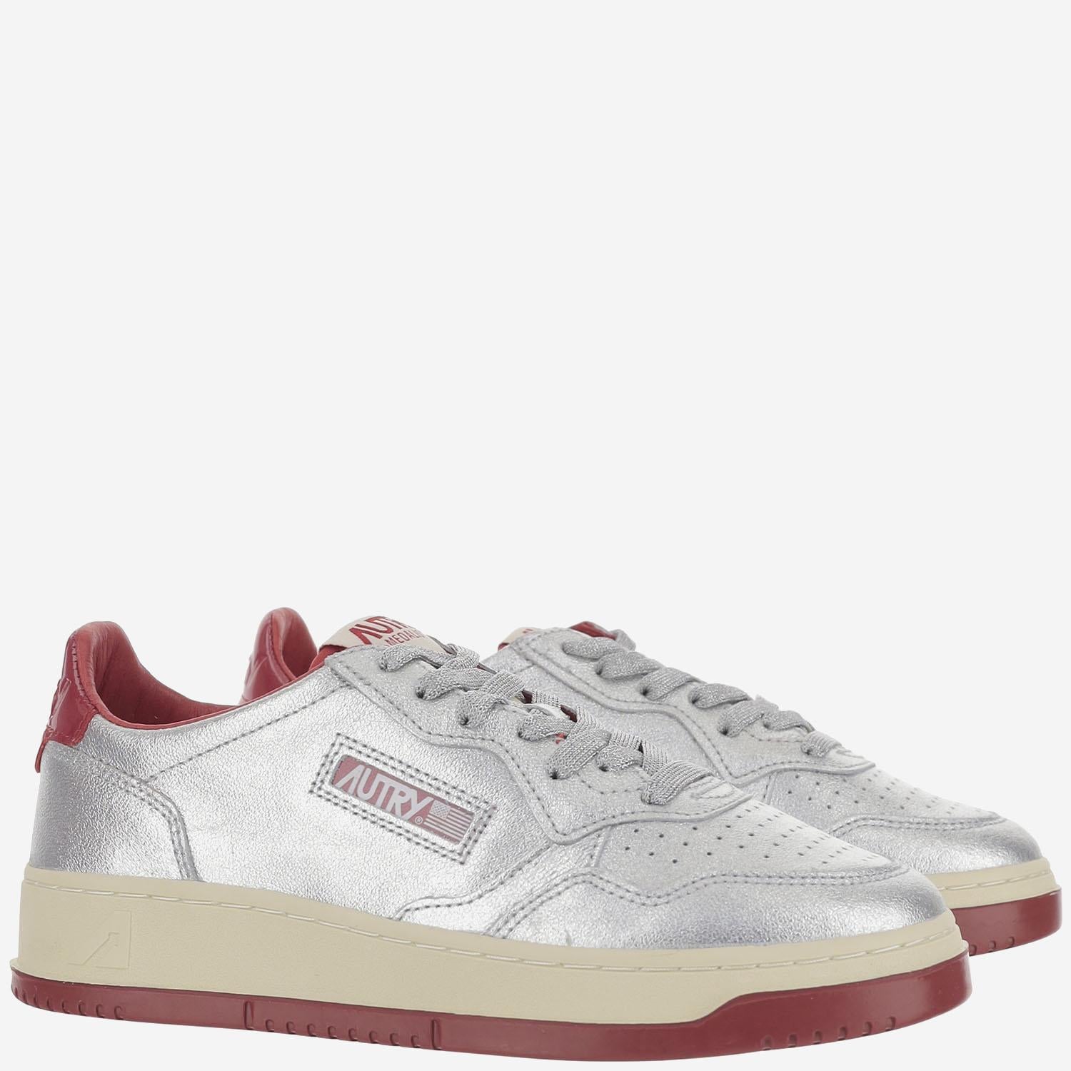 SNEAKERS LOW MEDALIST AULWPA03 SILVERRED AUTRY