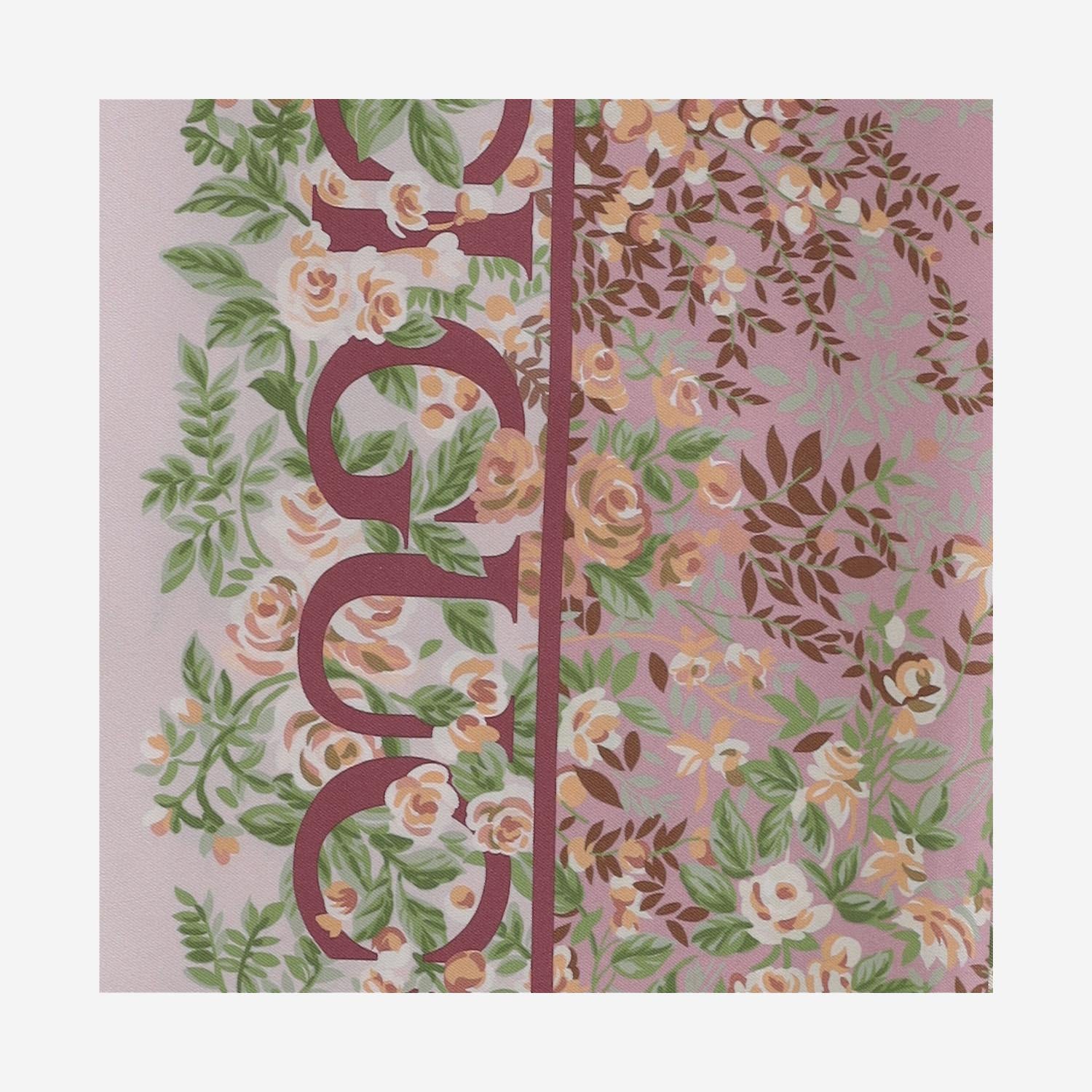 FOULARD in seta stampato 783157 3G0015878* GUCCI