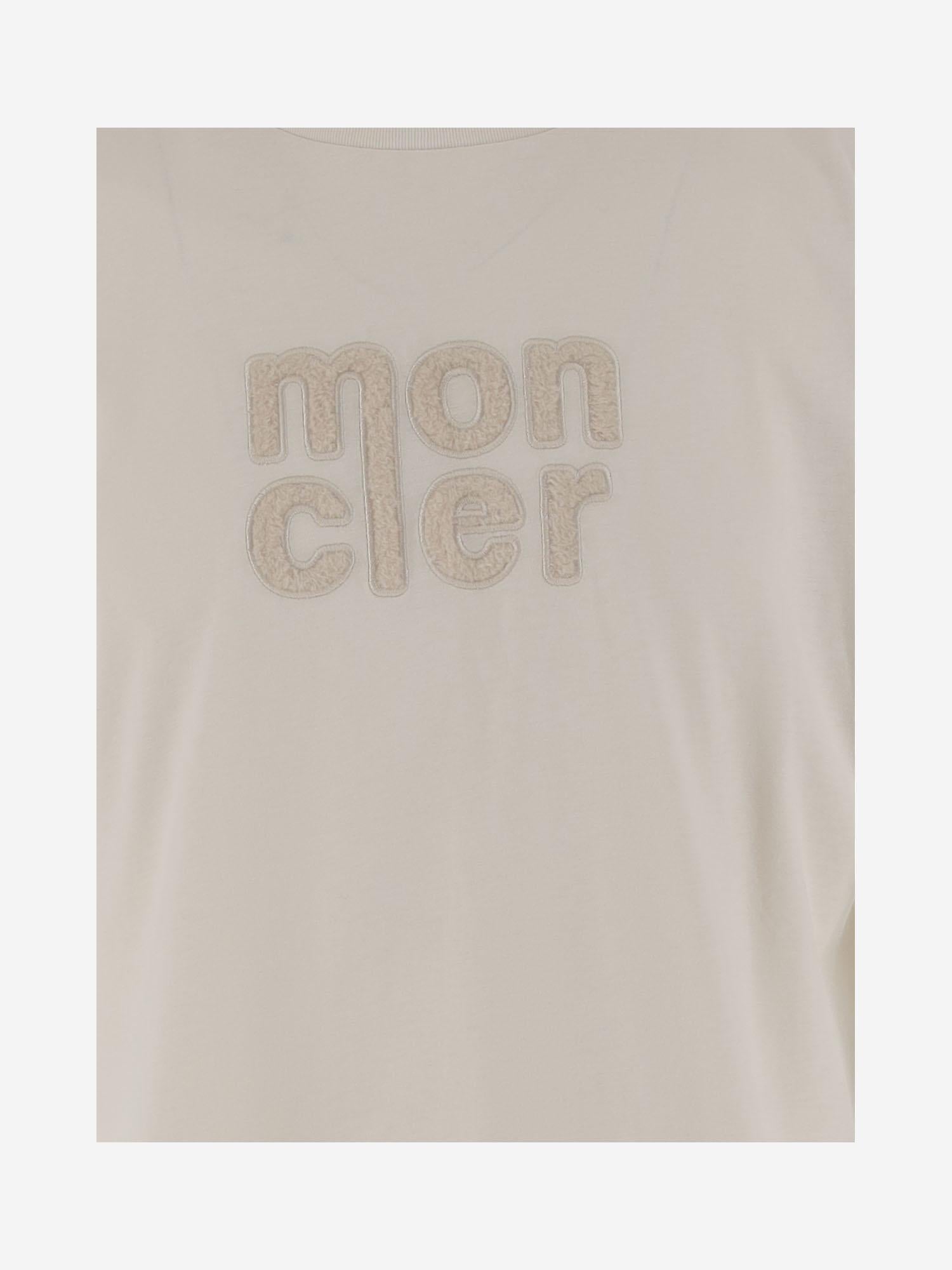 T-SHIRT IN COTONE CON LOGO TEDDY<BR/> 8C00028 89AUO036 MONCLER