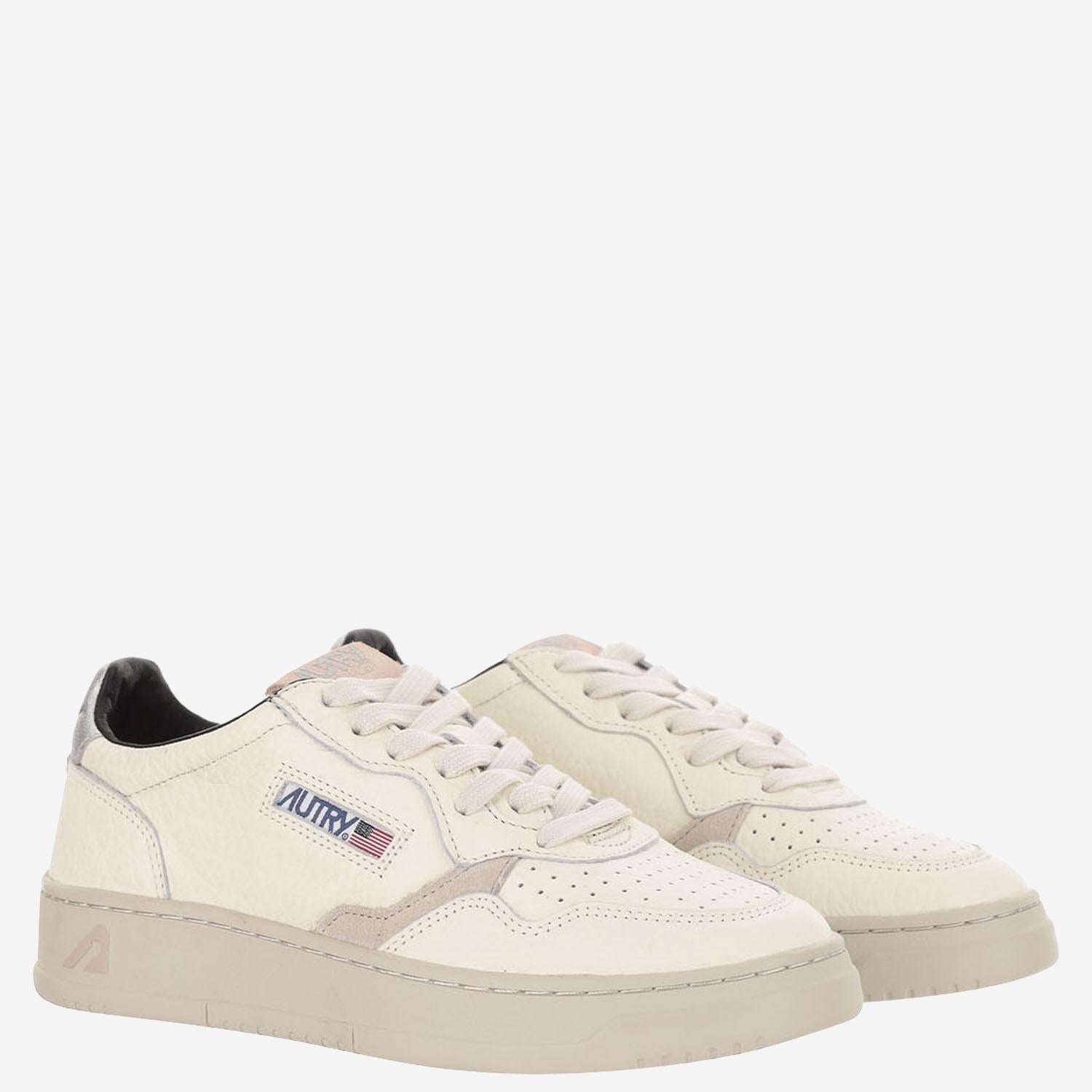 SNEAKERS MEDALIST LOW IN PELLE AULWLE18 SLVBKPWGR AUTRY