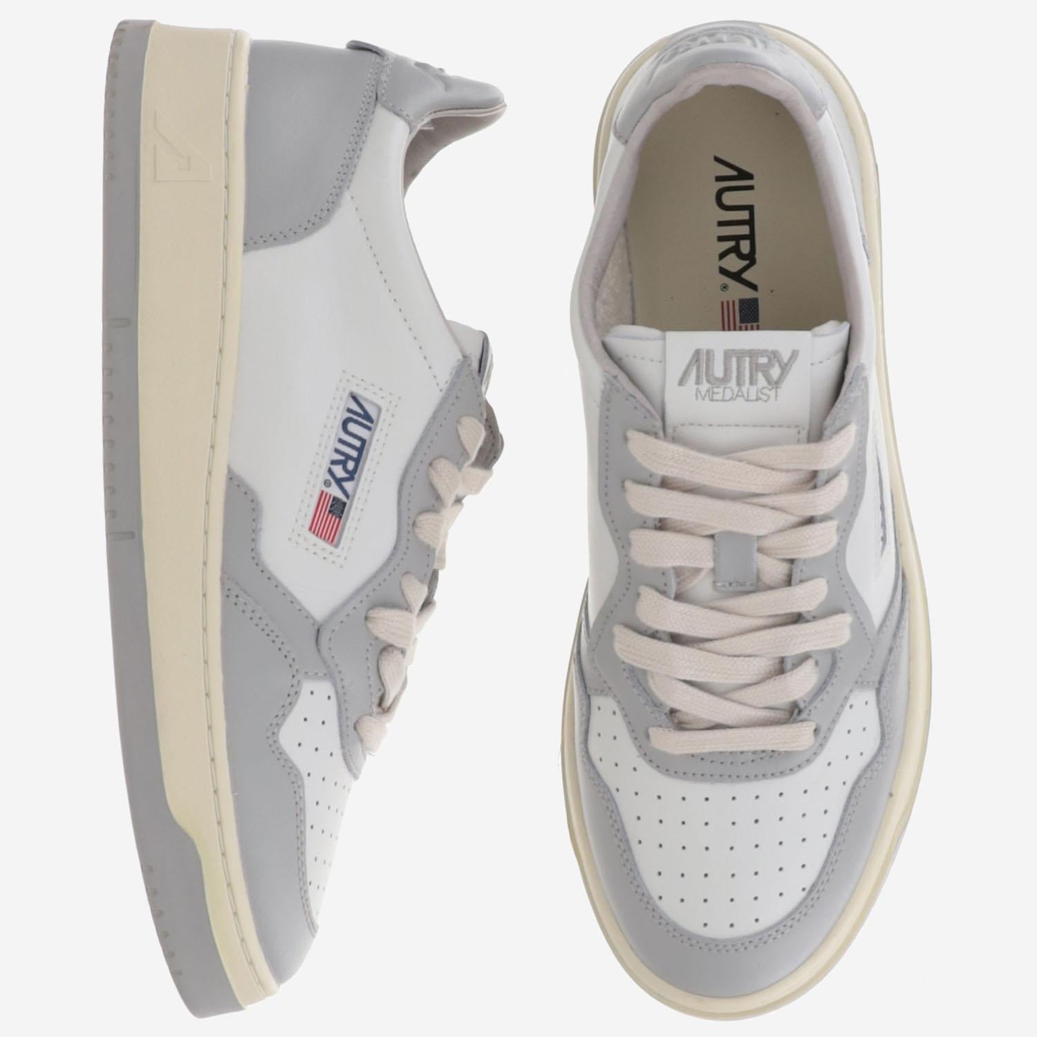 SNEAKERS LOW MEDALIST COLOR-BLOCK AULMWB10 WHTVAPOR AUTRY