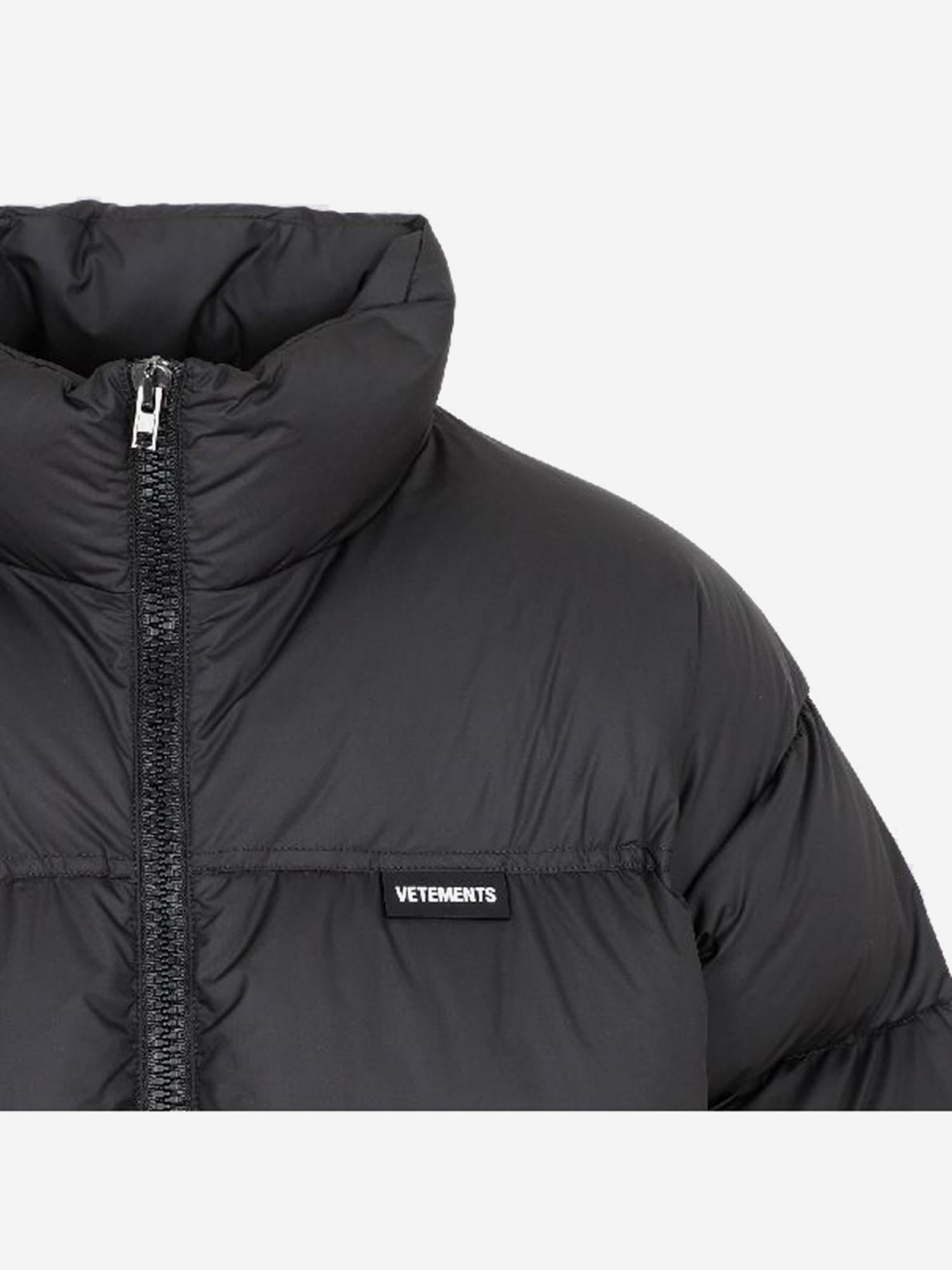 PIUMINO IMBOTTITO IN NYLON CON LOGO UE54JA660B BLACK VETEMENTS