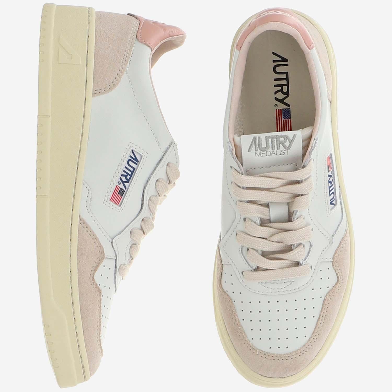 SNEAKERS MEDALIST LOW IN PELLE AULWLS37 WHTPOW AUTRY