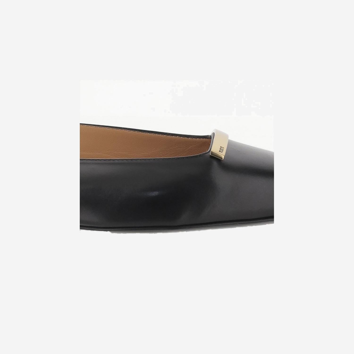 Ballerine Slingback in Pelle XXW10K0JL80BSS B999 TODS