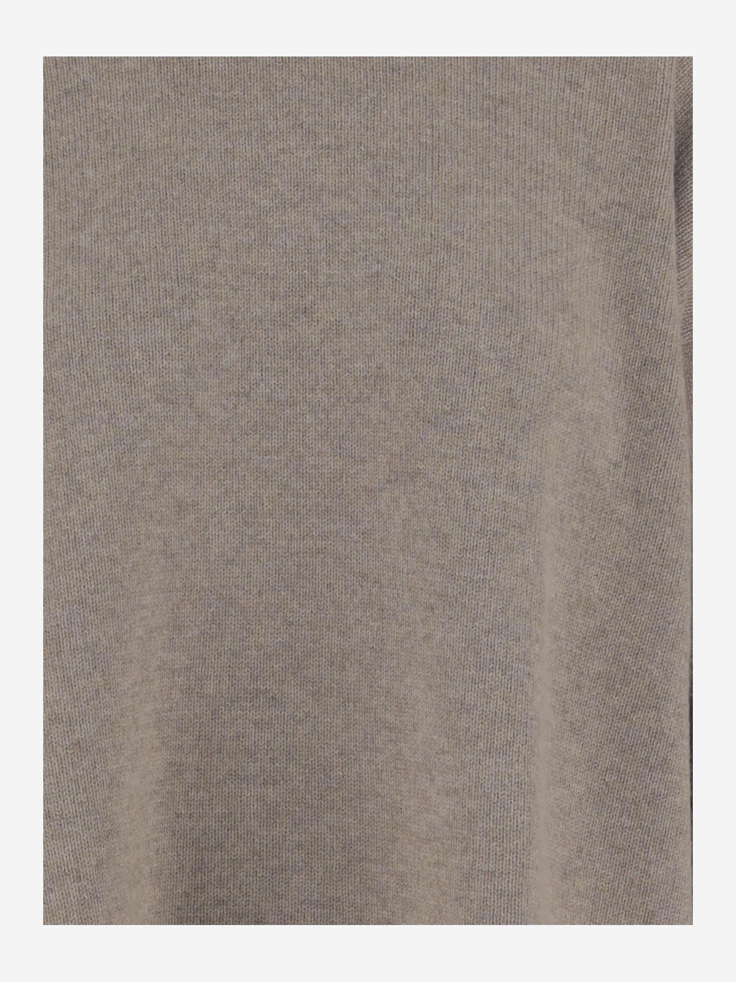 FELPA CON CAPPUCCIO IN CASHMERE KNJP21197 237 ARCH4