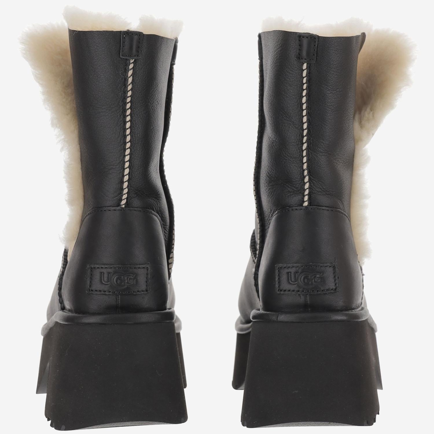 Stivali Classic Esmee 1172590 BLK UGG