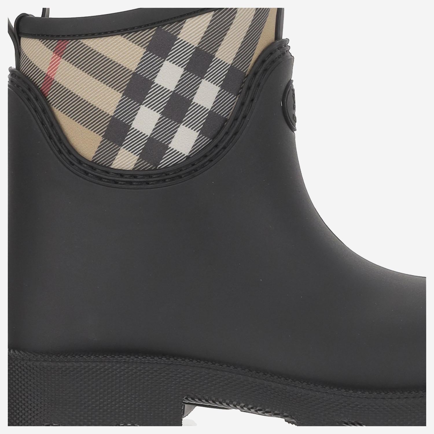 Stivaletti Marsh Stamp 8111712 BLACK BURBERRY