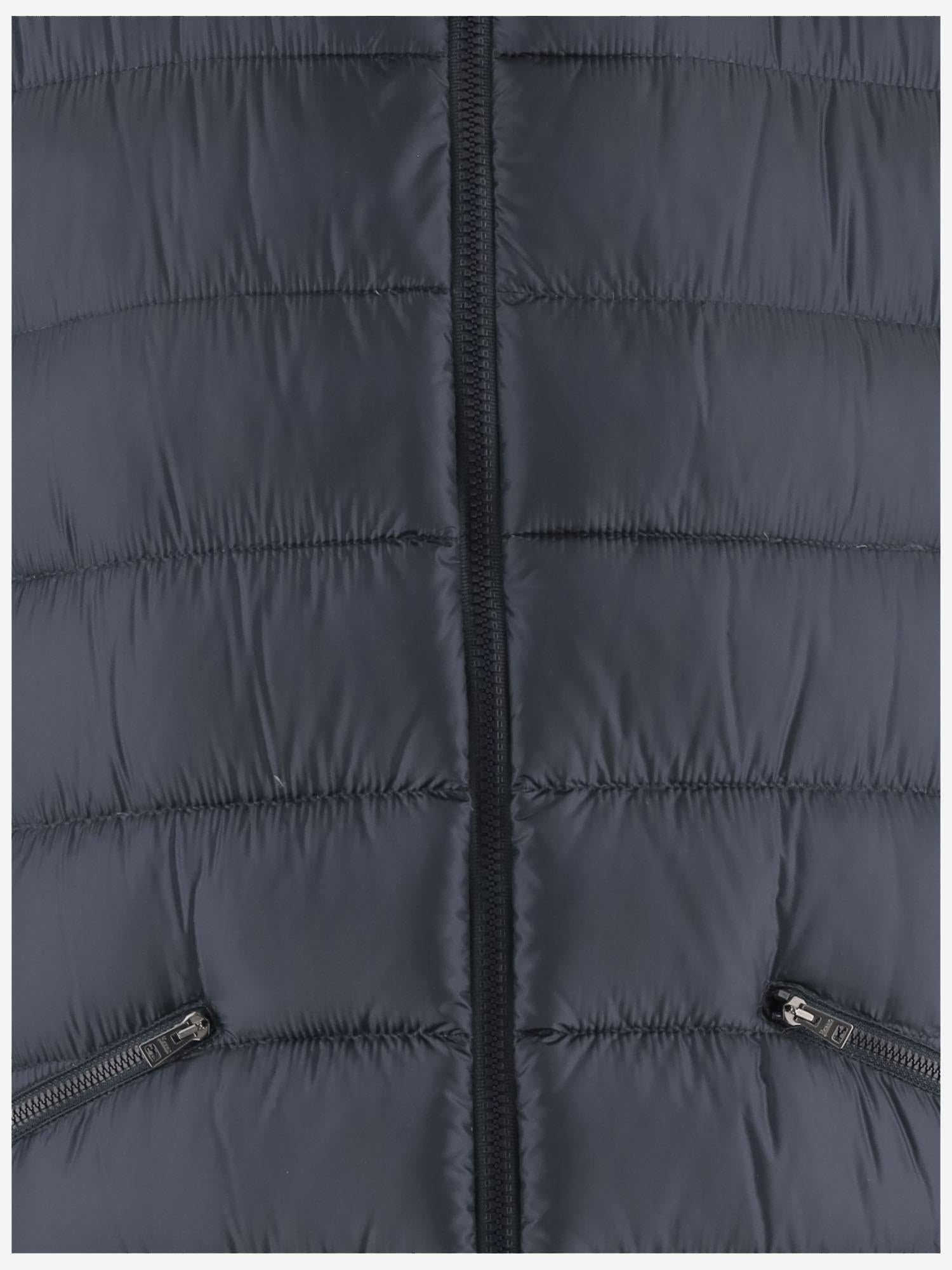 PIUMINO MBOTTITO IN NYLON PI001299U 12020Z9200 HERNO