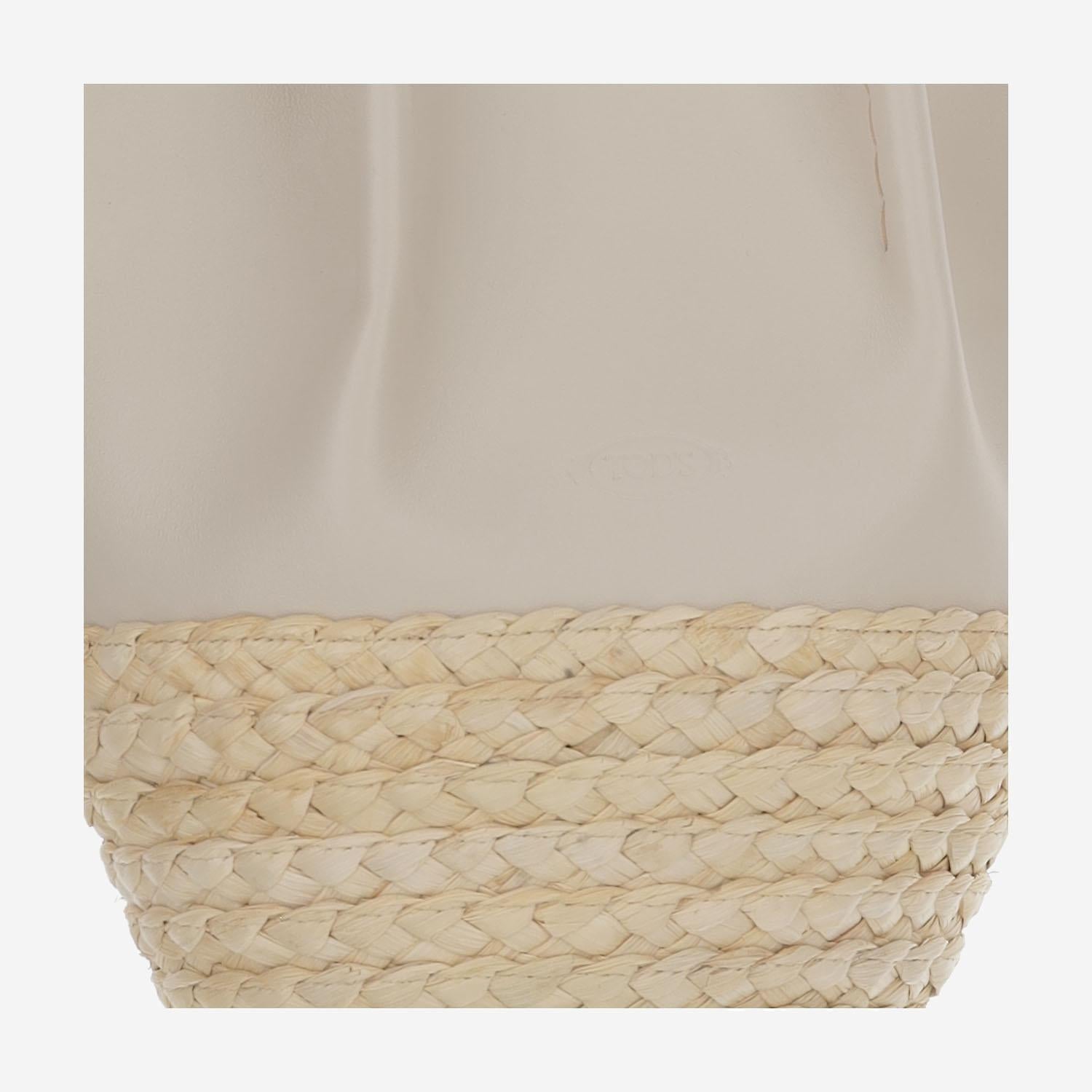 TODS XBWBUXA0200UBY5Q63