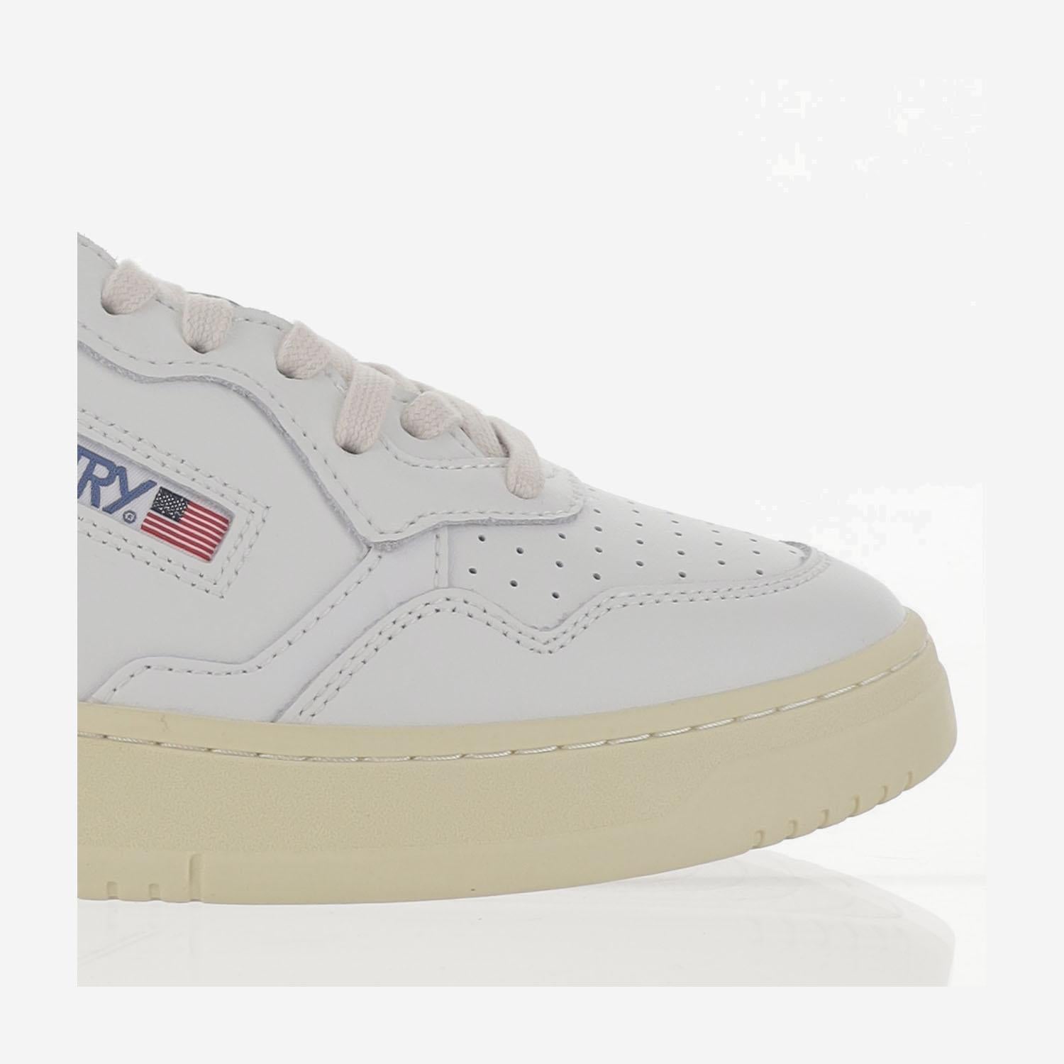 SNEAKERS LOW MEDALIST IN PELLE AULMLL87 WHTTIDAL AUTRY