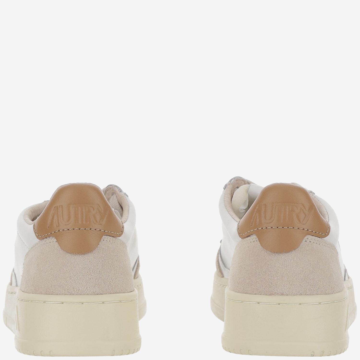 SNEAKERS LOW MEDALIST IN PELLE AULWLS02 WHTBRNSUG AUTRY