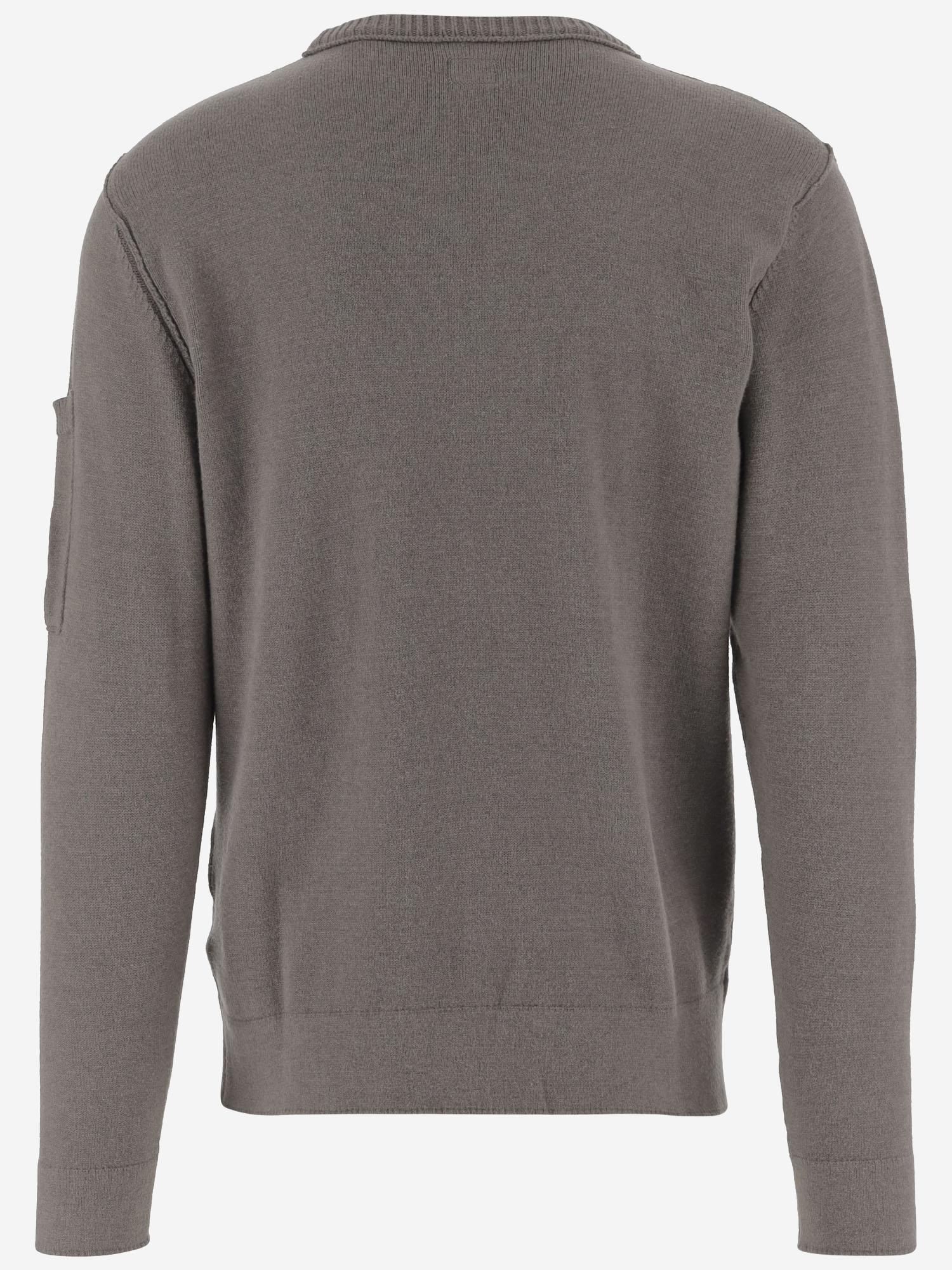 MAGLIONE IN MISTO COTONE CON LOGO 19CMKN238A 110432A921 CP COMPANY