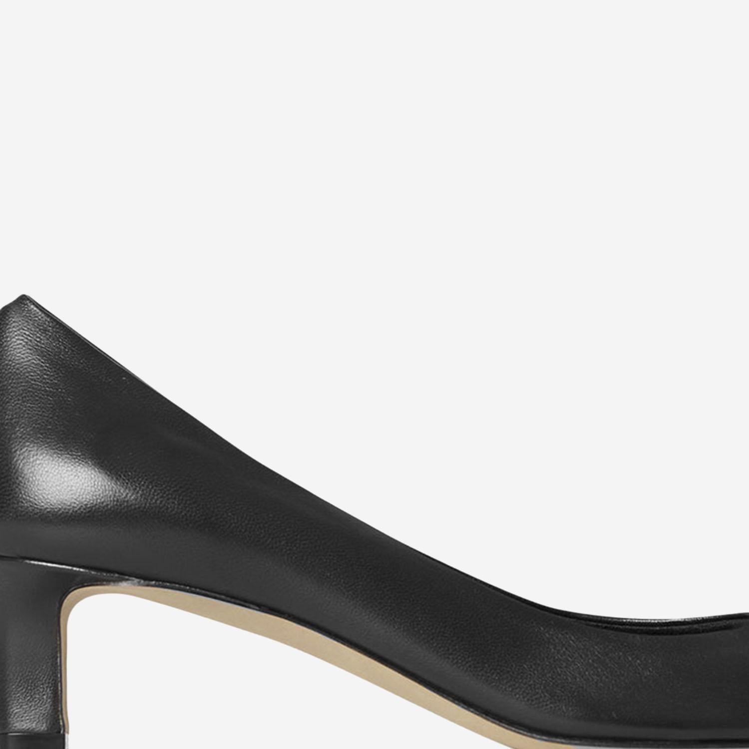 Carla Pump 45 in pelle F1692SN65 BLK THE ROW