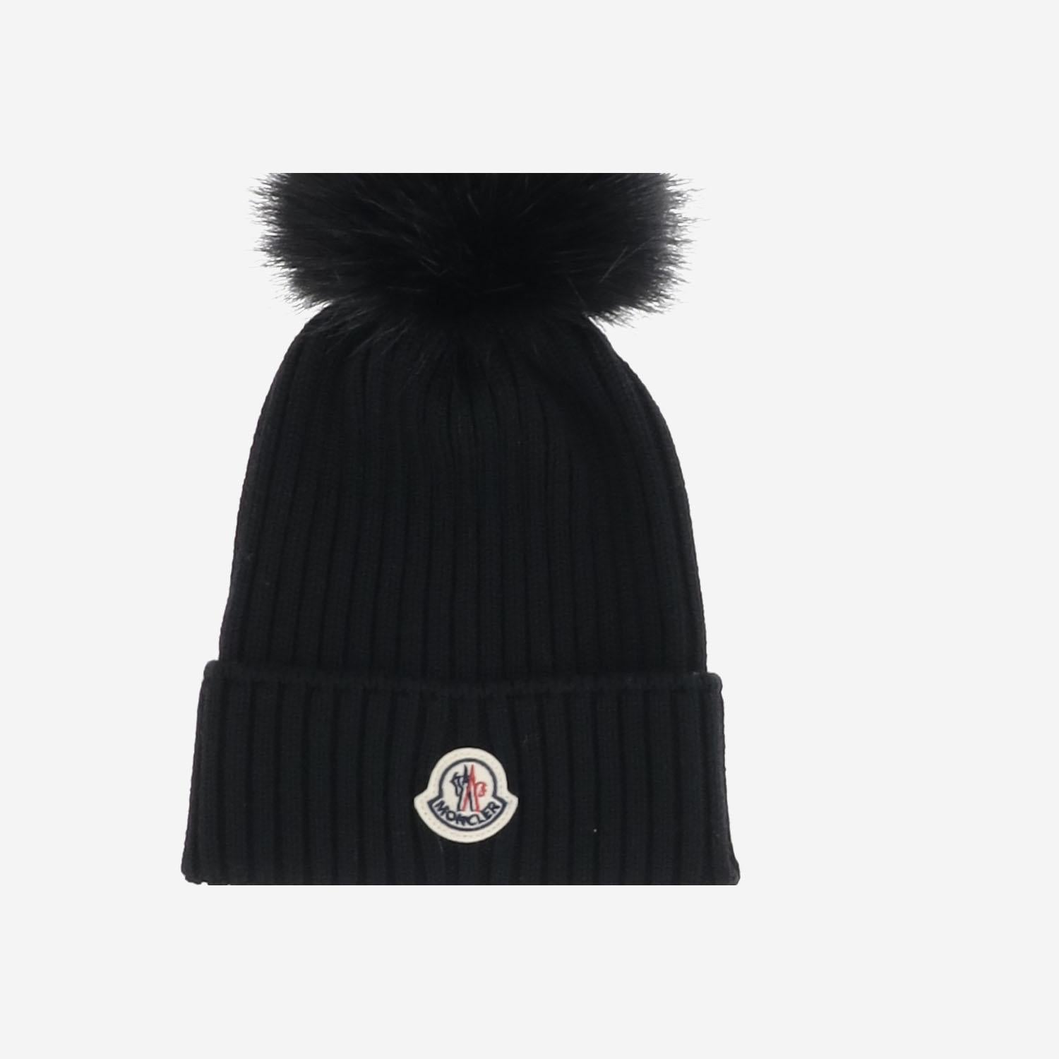 BERRETTO IN LANA CON POMPON 3B00011 M1131999 MONCLER ENFANTS