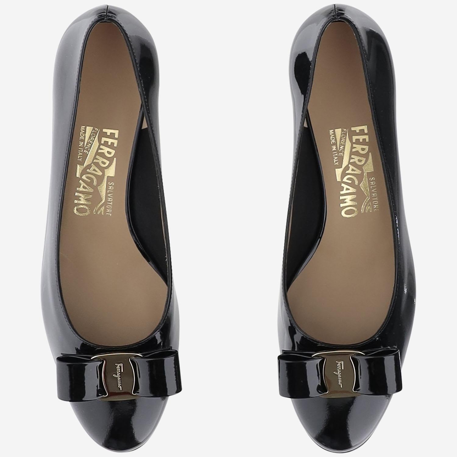 DÉCOLLETÉ VARA IN PELLE LUCIDA VARA1 216NERO SALVATORE FERRAGAMO