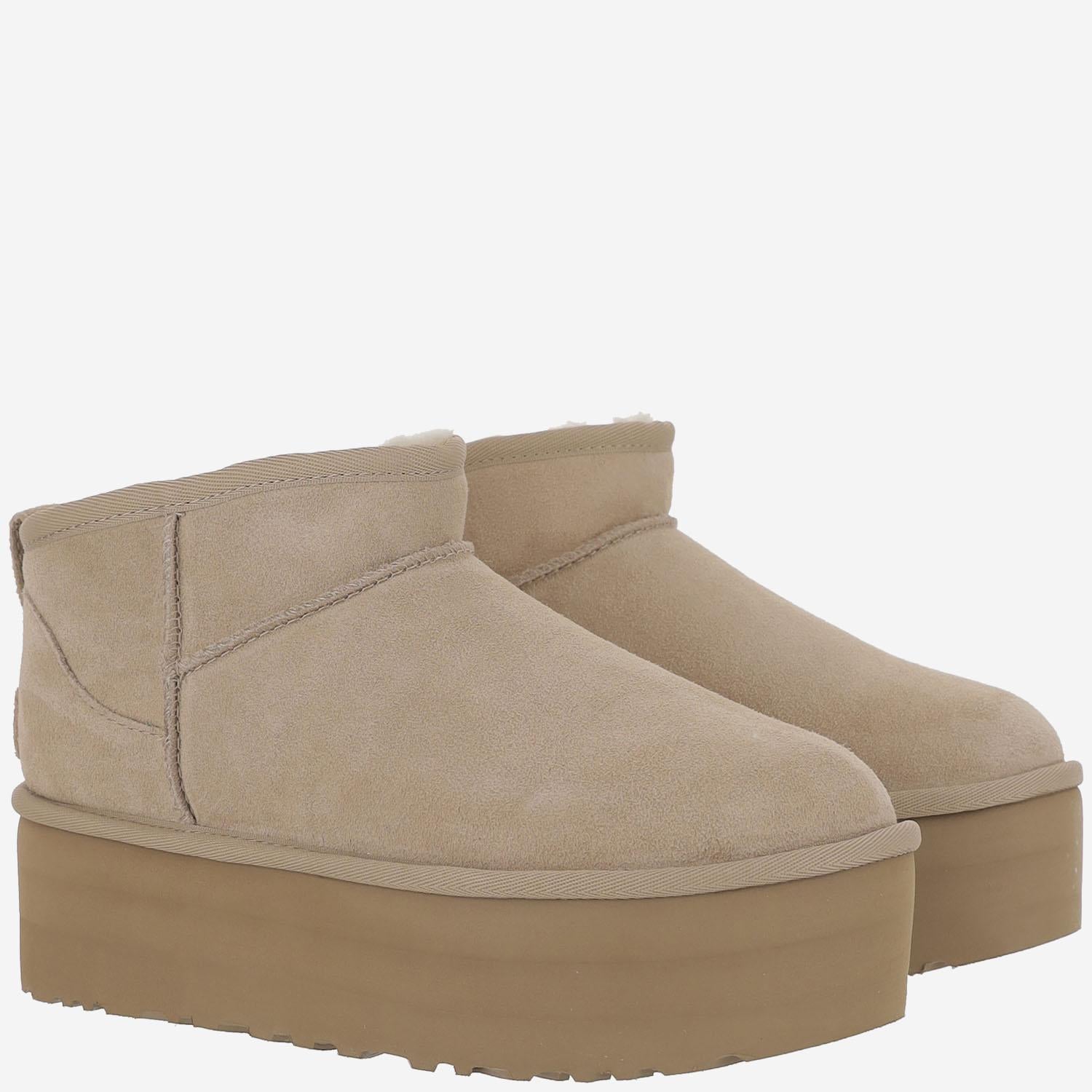 STIVALETTI CON PLATEAU CLASSIC ULTRA MINI 1135092 SAN UGG