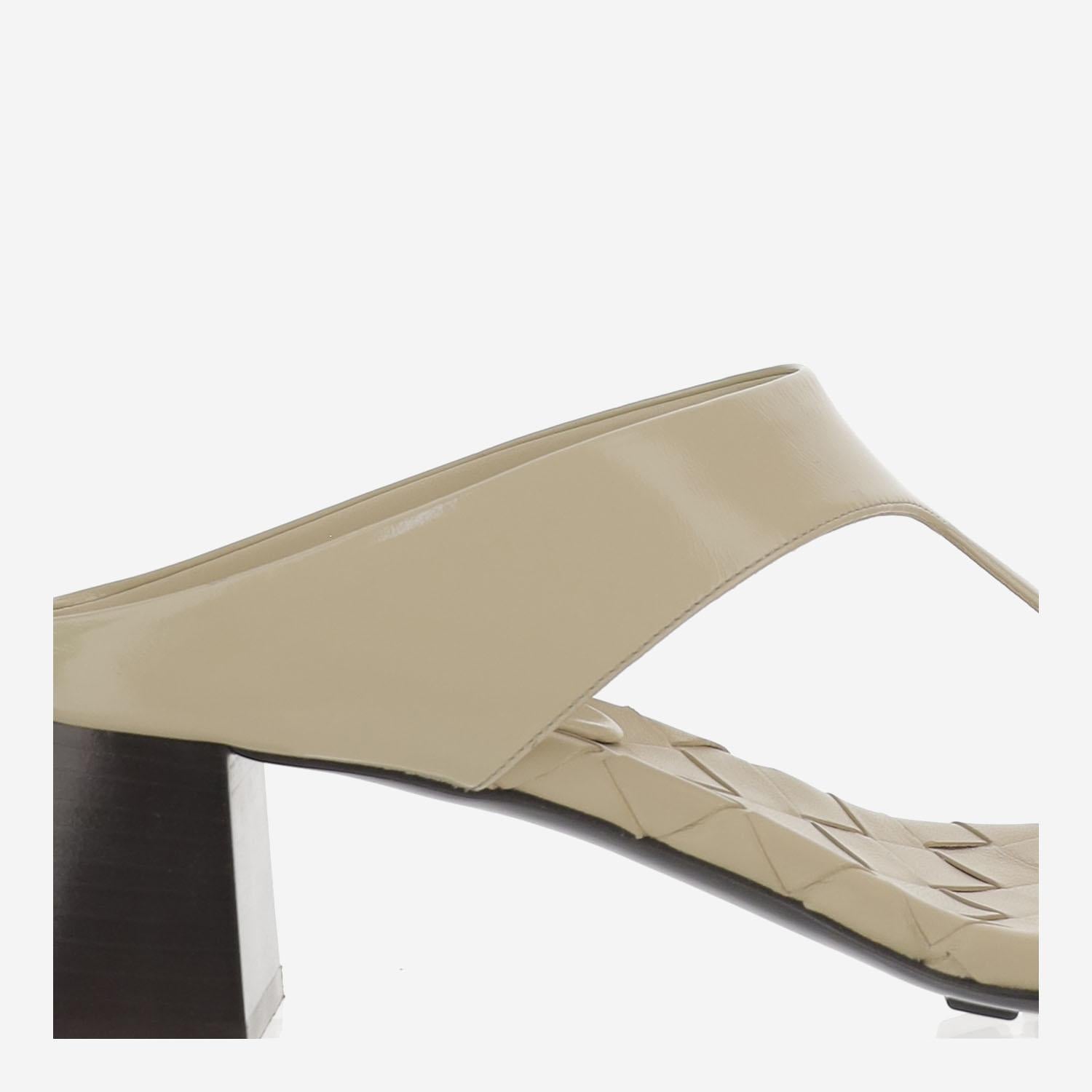 SANDALI INFRADITO MARELLA IN PELLE 807023 V3H909306 BOTTEGA VENETA