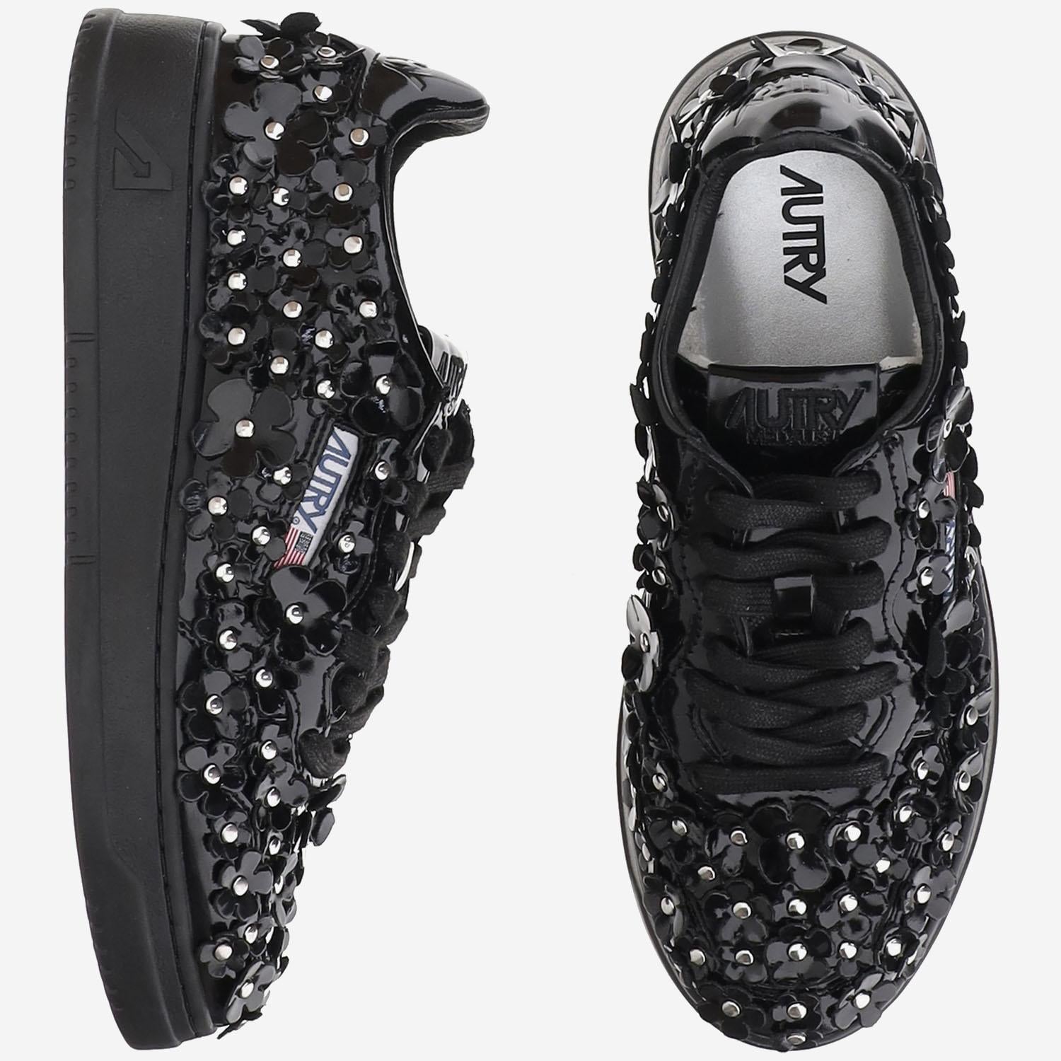 SNEAKERS LOW WOM MEDALIST AULWPW01 BLACK AUTRY