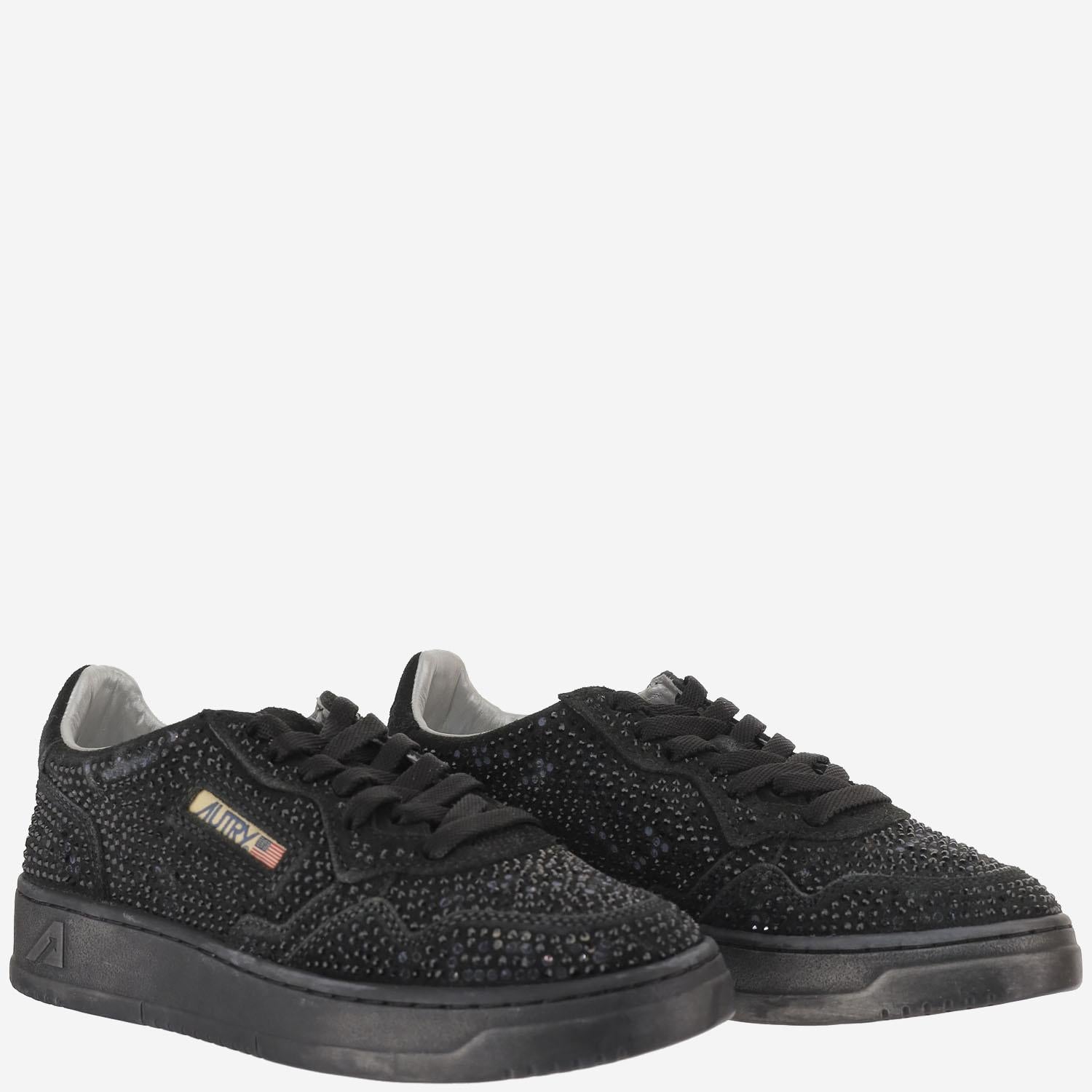 SNEAKERS MEDALIST LOW WOM AULWNA02 BLACK AUTRY
