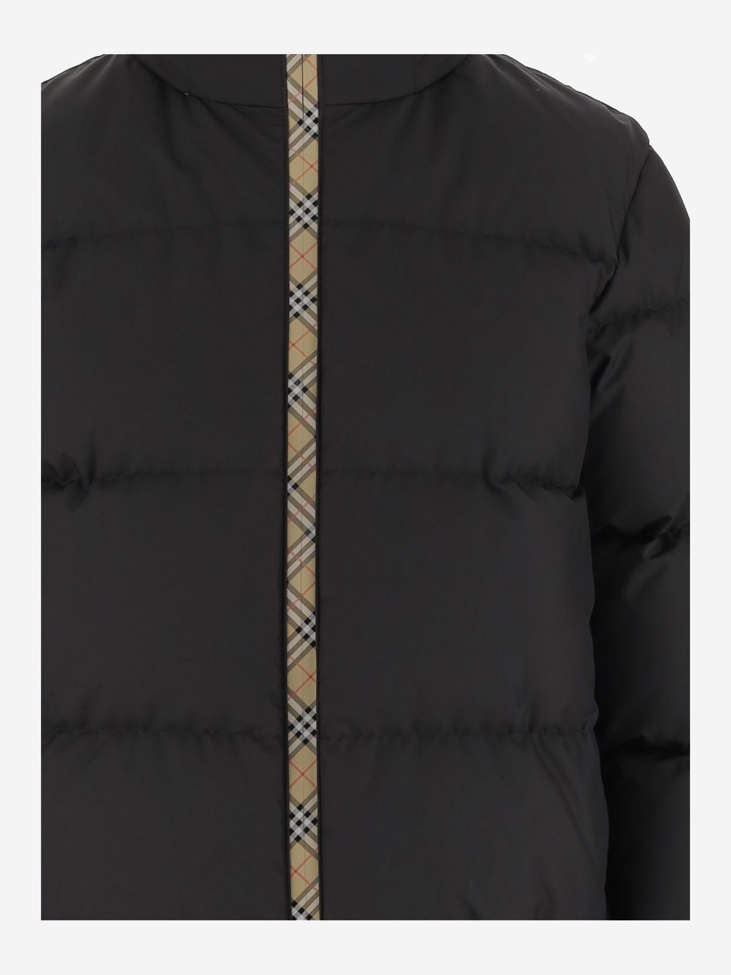 Piumino CON Dettaglio CHECK 8110250 BLACK BURBERRY