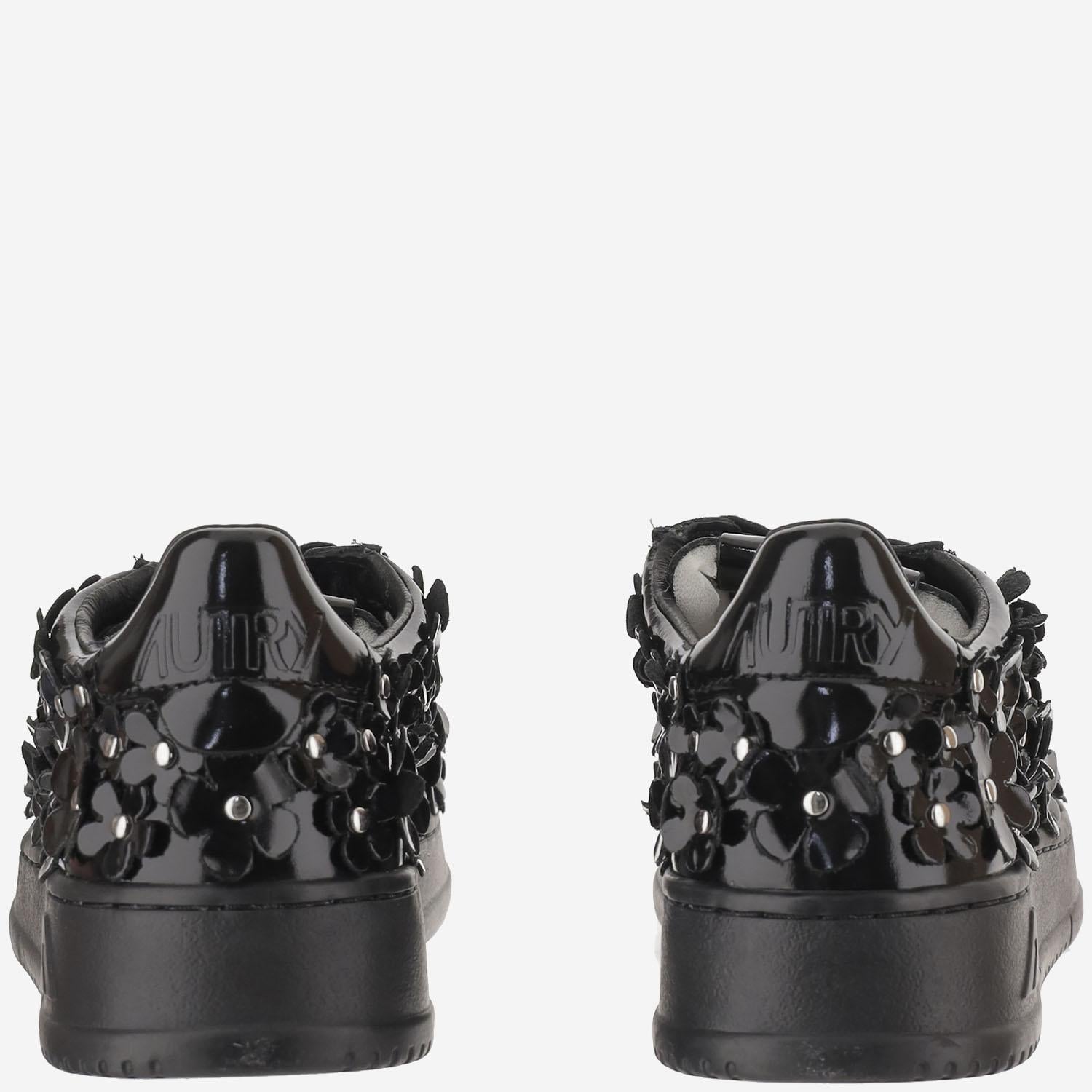 SNEAKERS LOW WOM MEDALIST AULWPW01 BLACK AUTRY