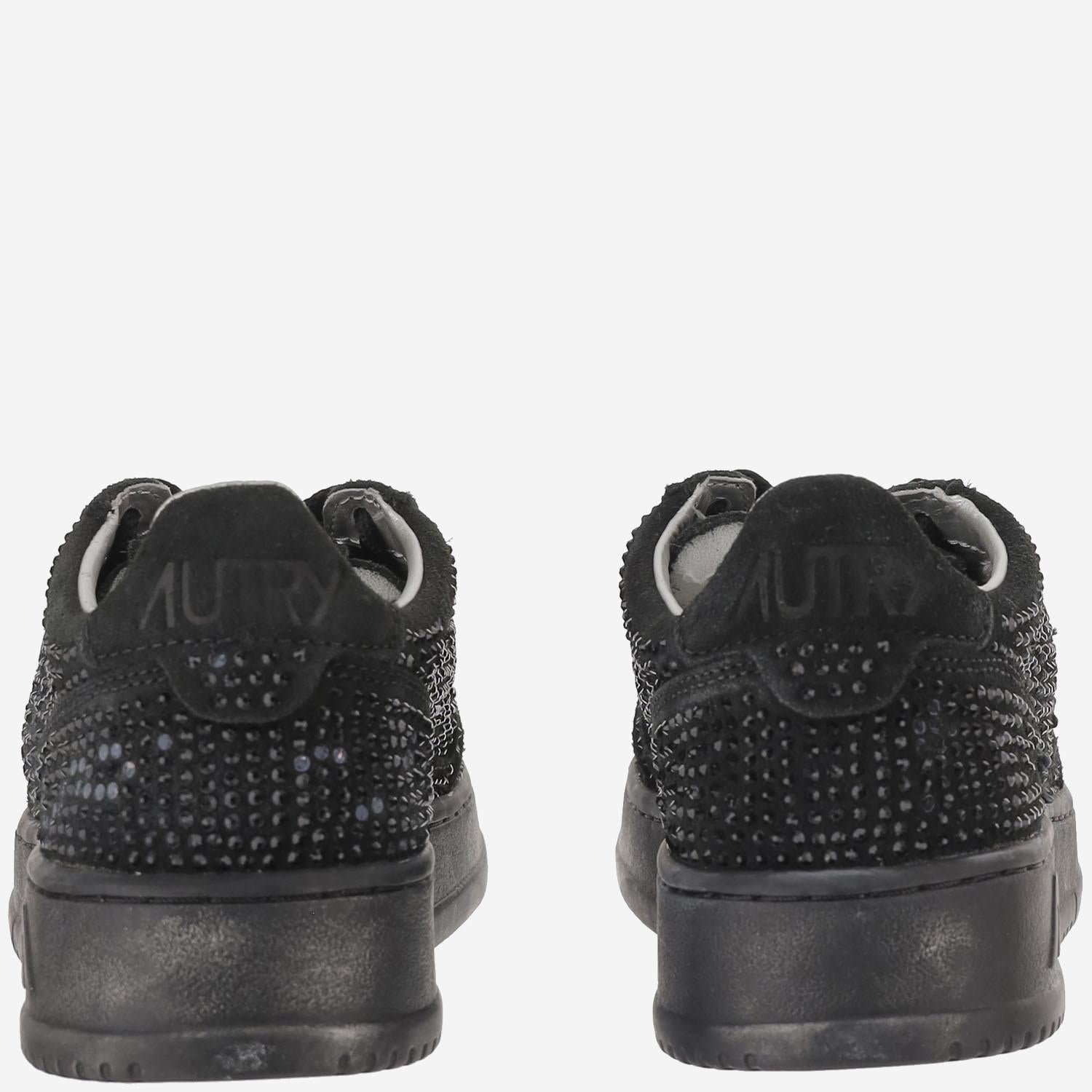 SNEAKERS MEDALIST LOW WOM AULWNA02 BLACK AUTRY