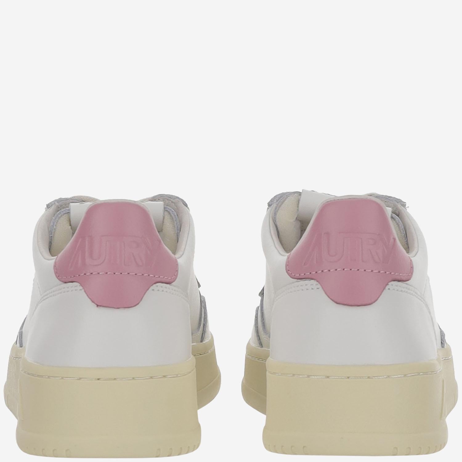 SNEAKERS LOW MEDALIST IN PELLE AULWLL88 WHTPOLIGNAC AUTRY