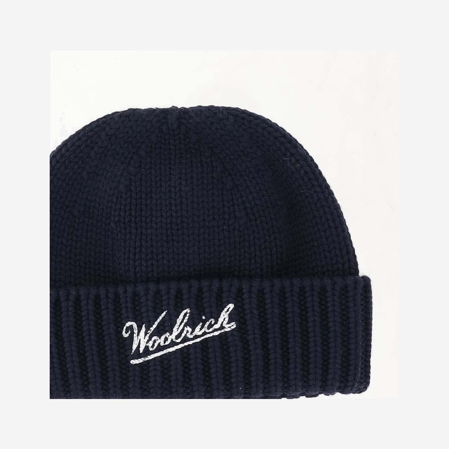 BEANIE IN LANA CON LOGO CFWOAC0288MRUF0428 3989 WOOLRICH
