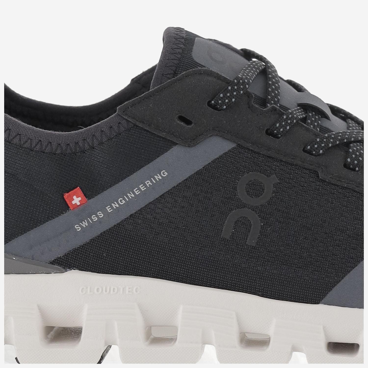 ON RUNNING 3MF10260397Black Asphalt