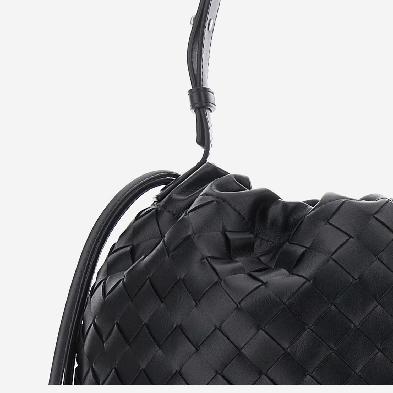 BORSA AVENUE 15/A IN PELLE INTRECCIATO 836020 V2HL18803 BOTTEGA VENETA