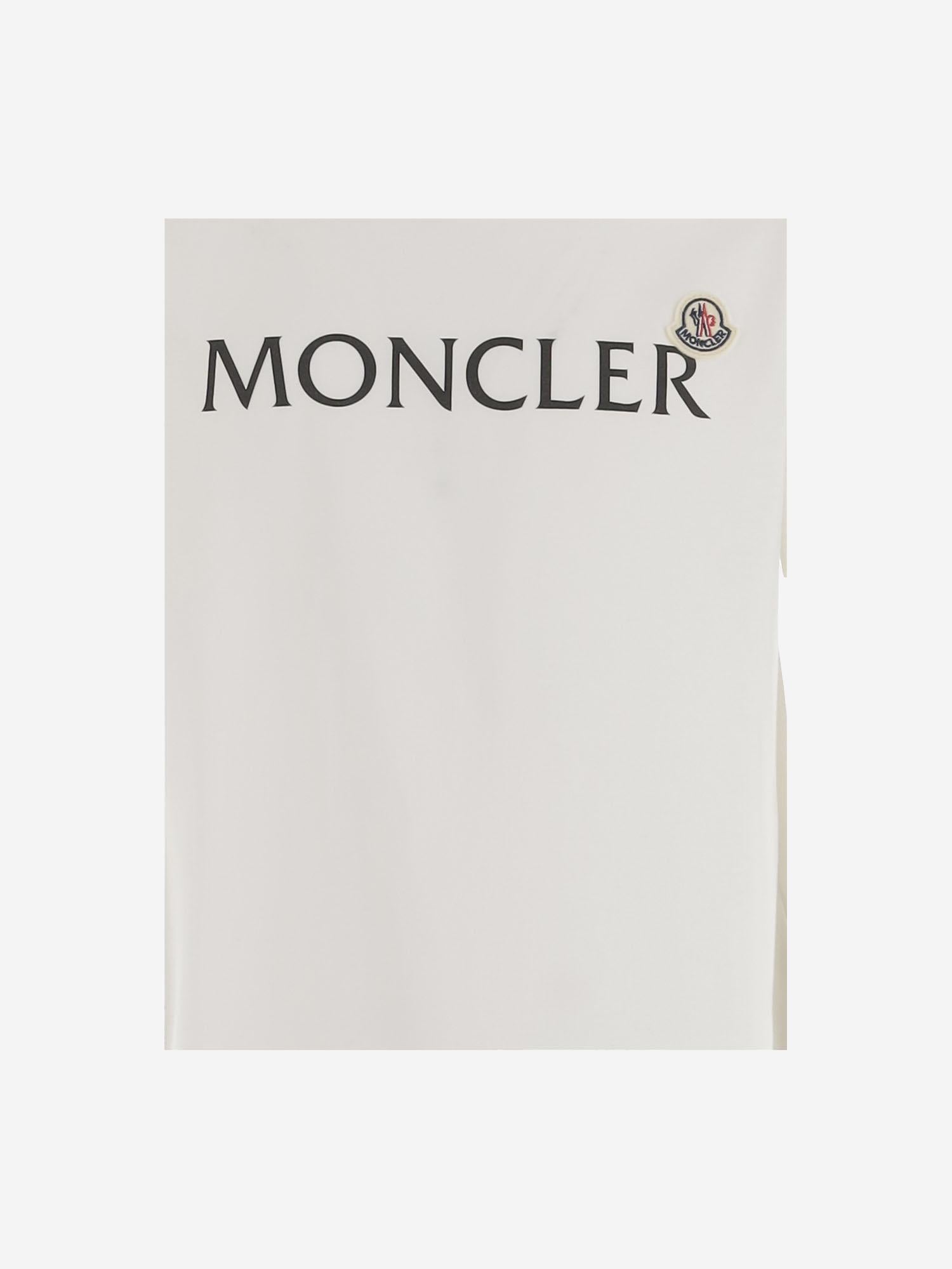 T-SHIRT IN COTONE CON LOGO 8C0001889AFV 034 MONCLER ENFANTS