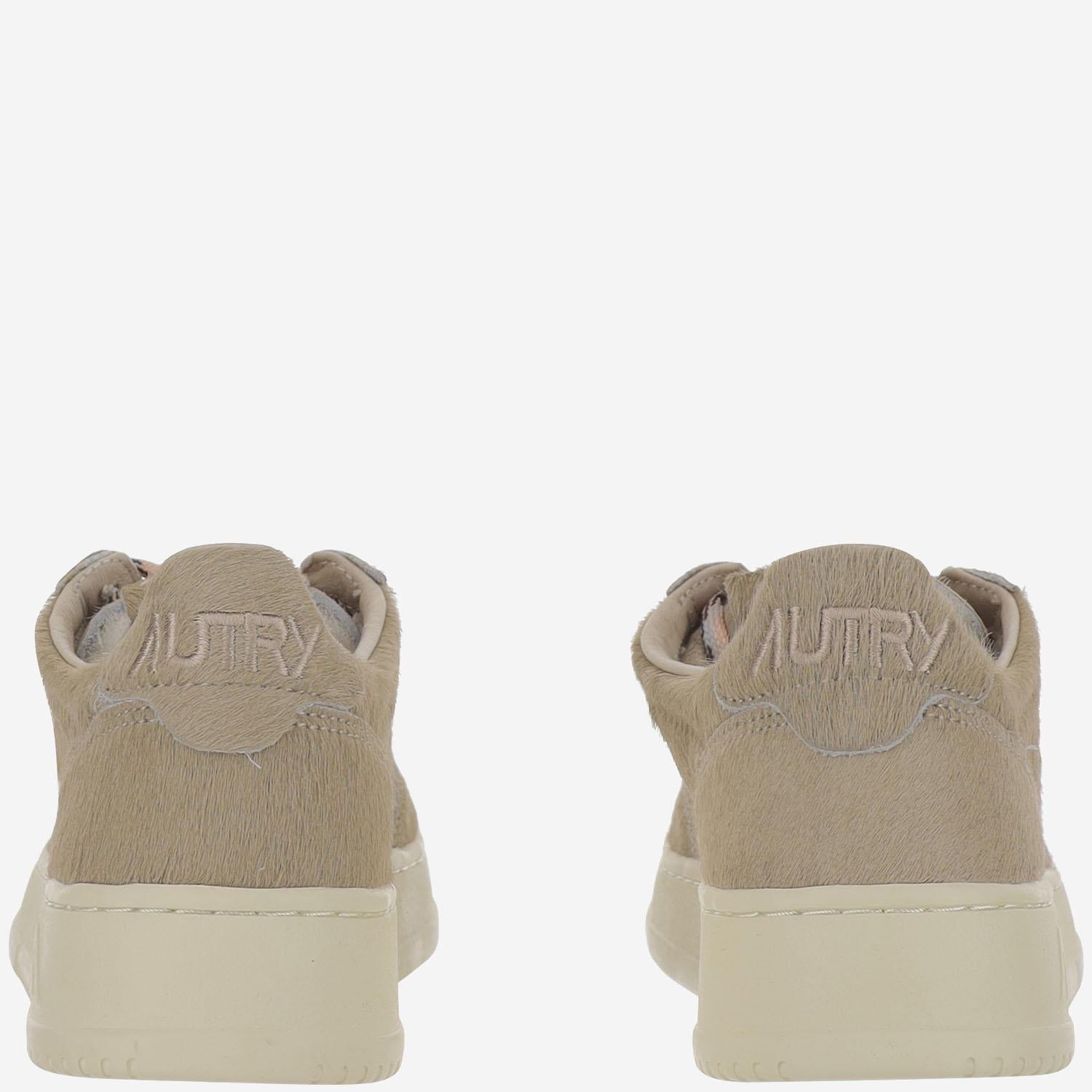 SNEAKERS LOW MEDALIST AULWPE01 BEIGE AUTRY