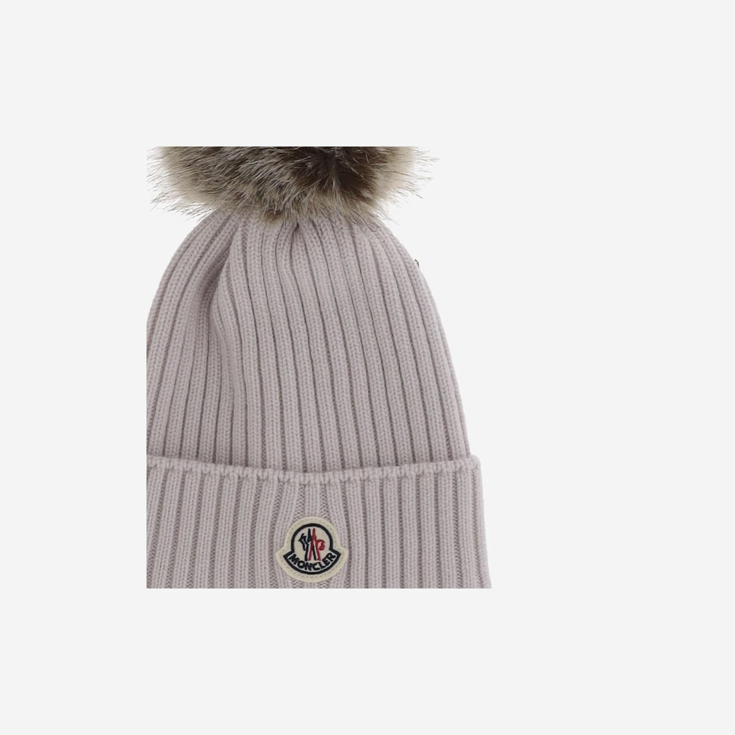 BERRETTO IN LANA CON POMPON 3B00011 A9327216 MONCLER ENFANTS