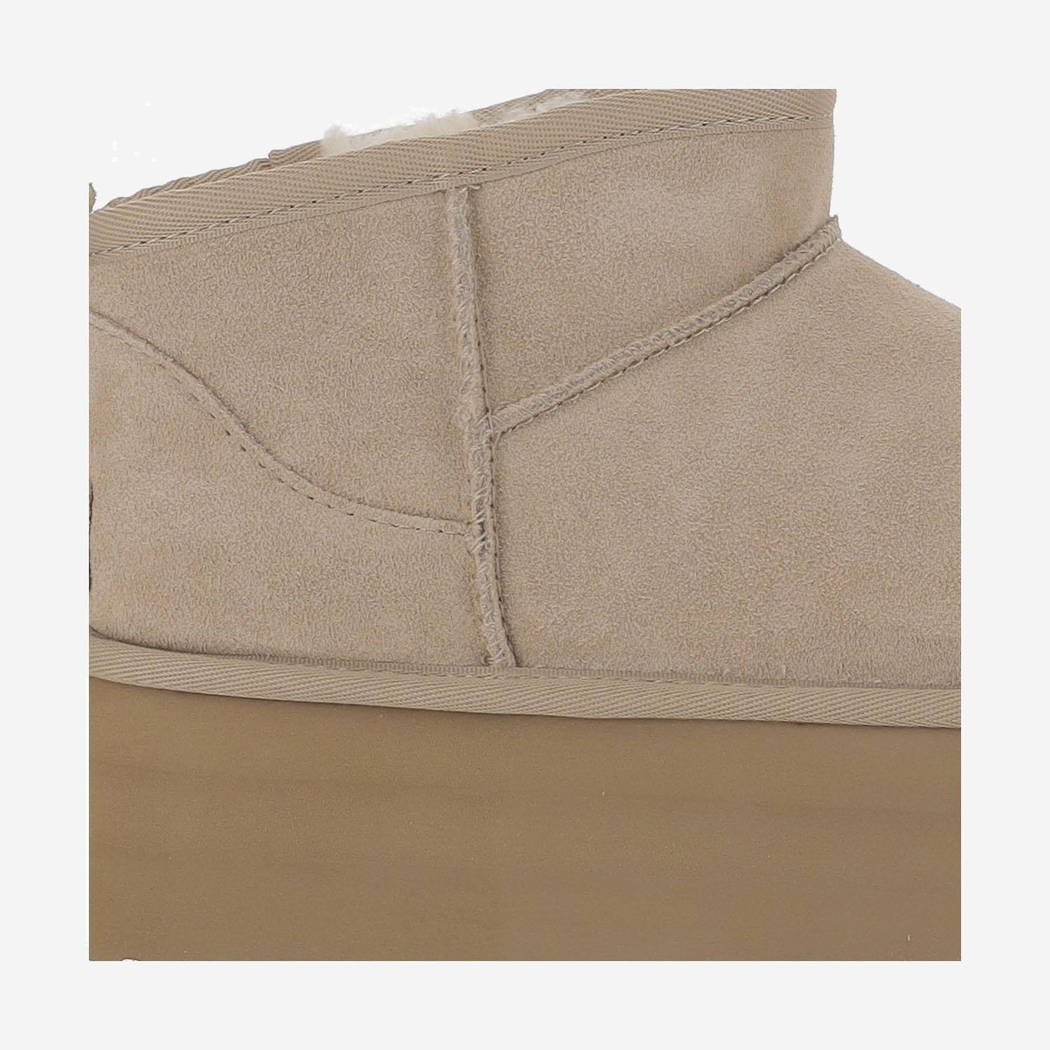 STIVALETTI CON PLATEAU CLASSIC ULTRA MINI 1135092 SAN UGG