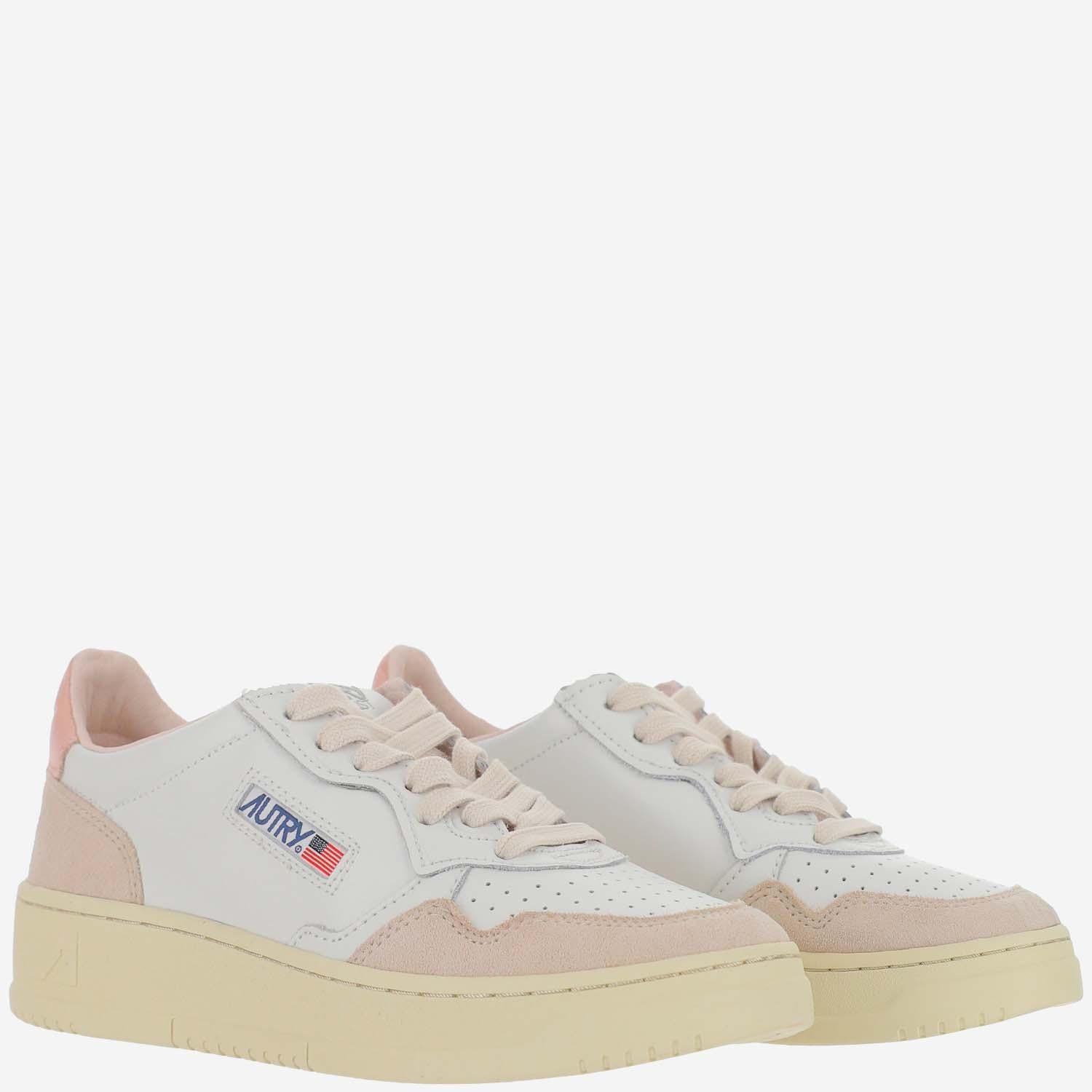 SNEAKERS MEDALIST LOW IN PELLE AULWLS37 WHTPOW AUTRY