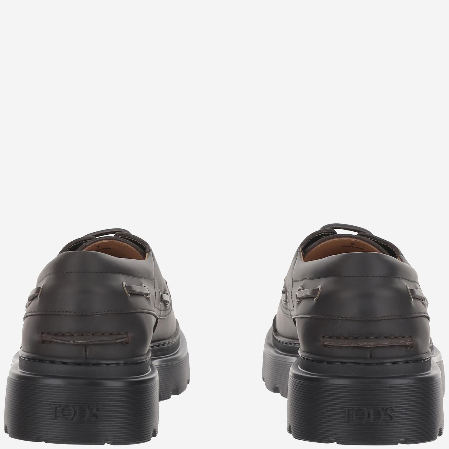 SCARPE DA BARCA IN PELLE XXM24L0JP00UFS S808 TODS