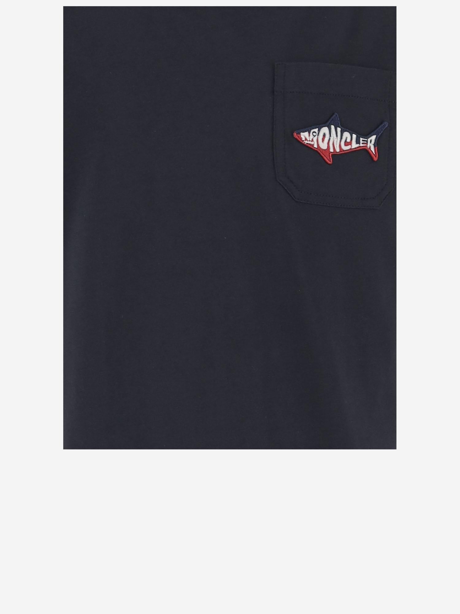 T-SHIRT CON LOGO 8C0003089AFV 778 MONCLER ENFANTS