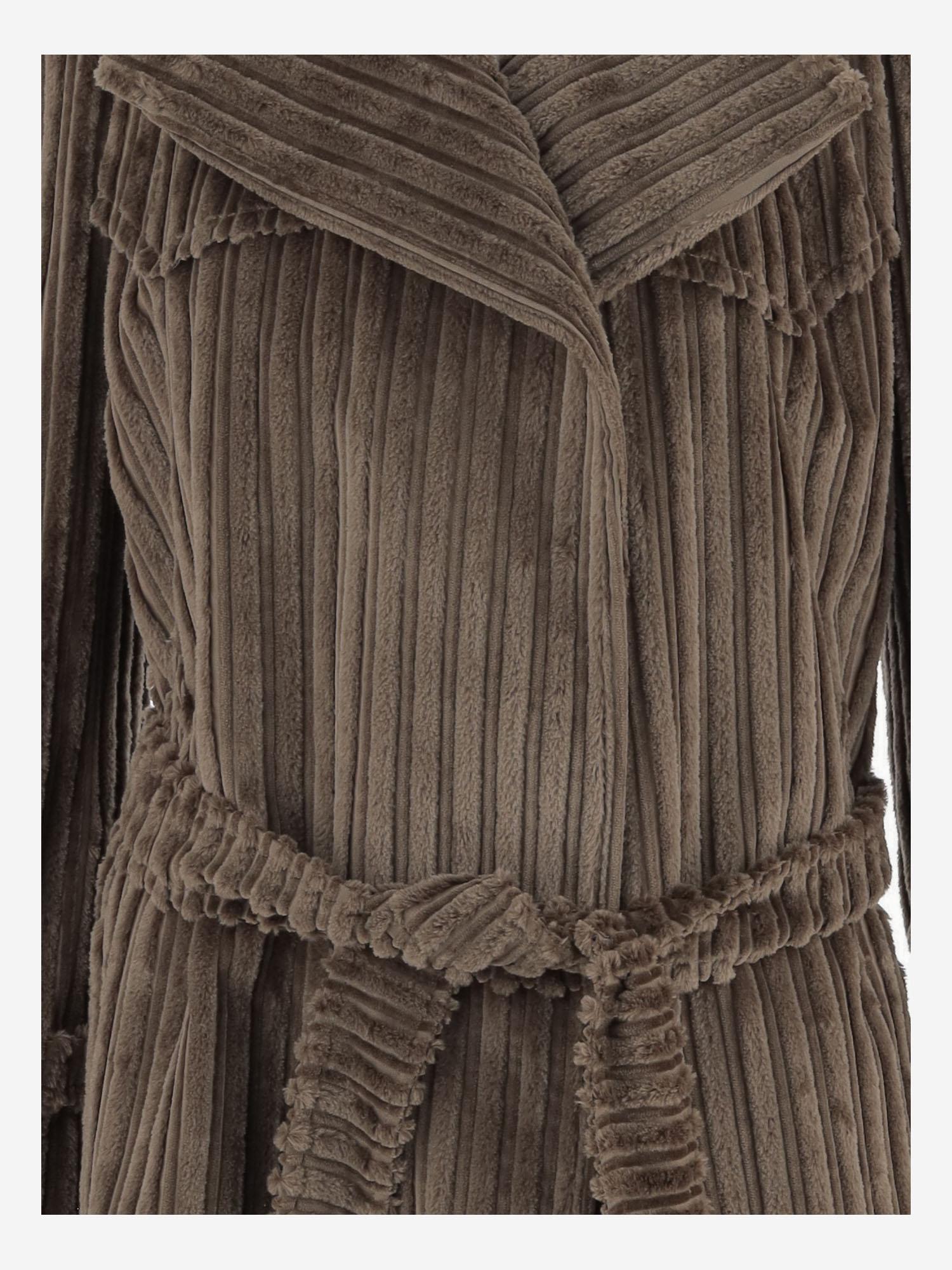 CAPPOTTO IN VELLUTO A COSTE CON CINTURA CAROLA 300002T1313 TAGLIATORE
