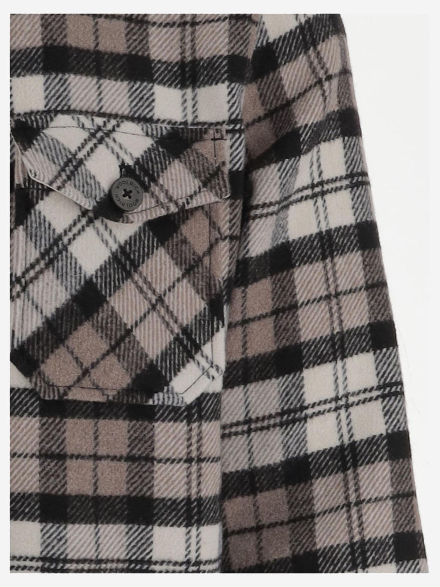 CAMICIA IN MISTO LANA CON MOTIVO CHECK CFWOOS2021MRUT5178 8914 WOOLRICH