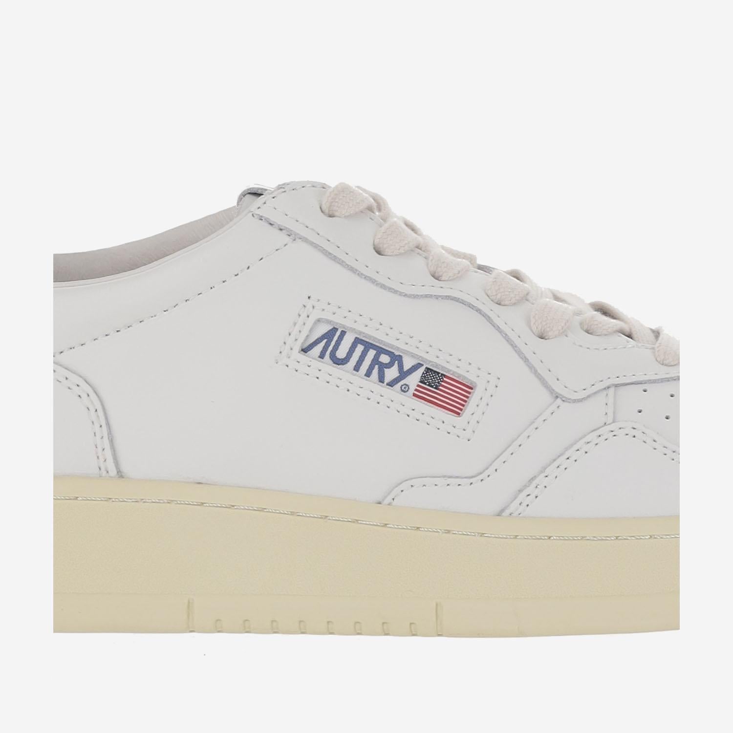 SNEAKERS LOW MEDALIST IN PELLE AULMLL89 WHTTEMPEST AUTRY