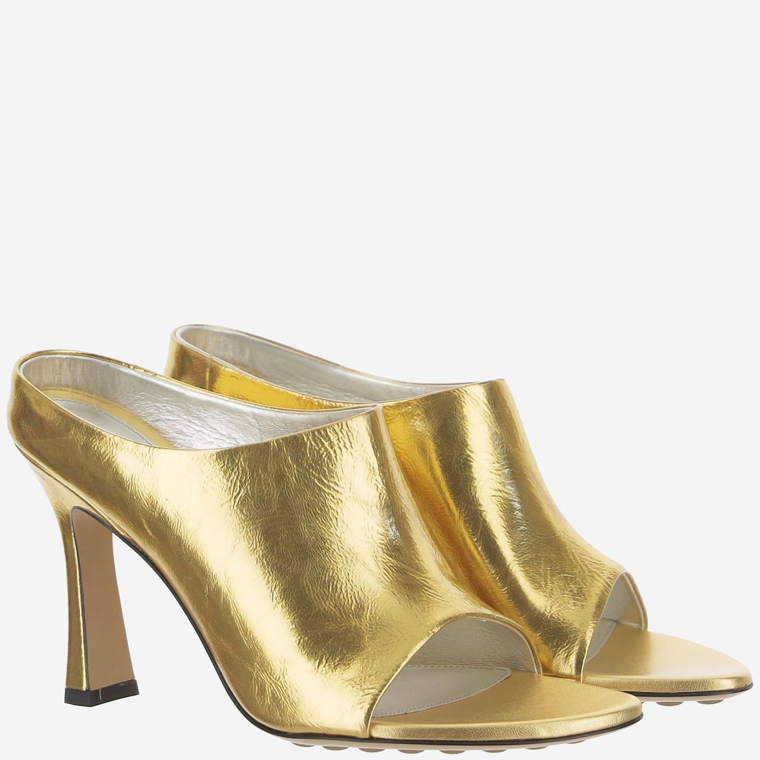 SANDALO IN PELLE CON TACCO 827720 V5FO08265 BOTTEGA VENETA