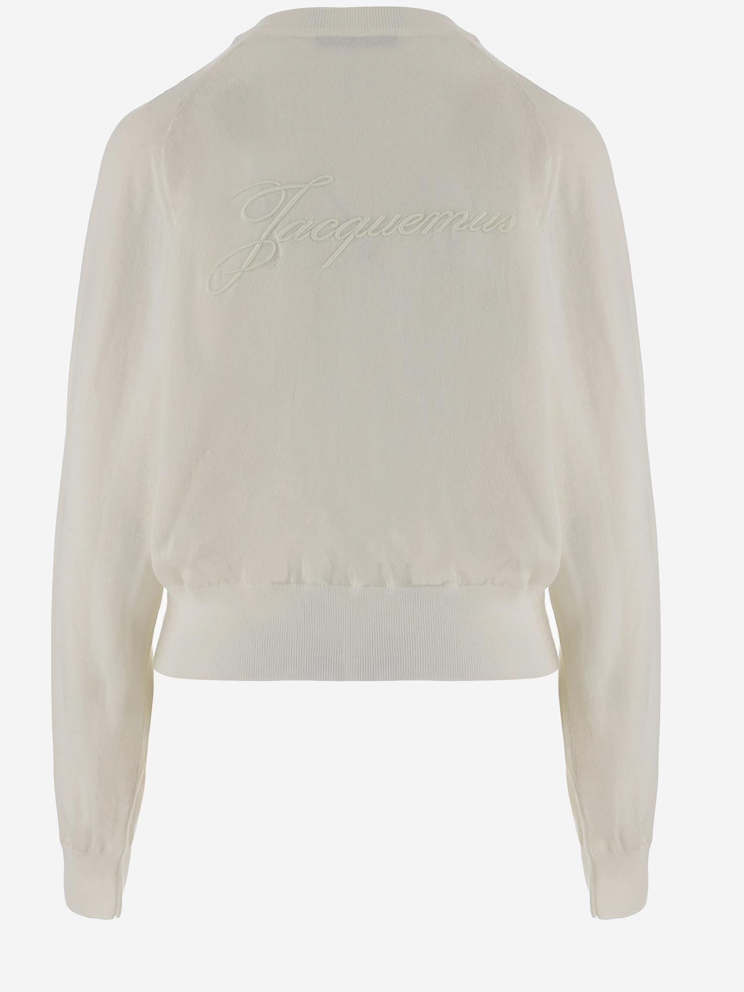 MAGLIONE IN LANA MERINO CON RICAMO LOGO SWW00632AK00299 110 JACQUEMUS