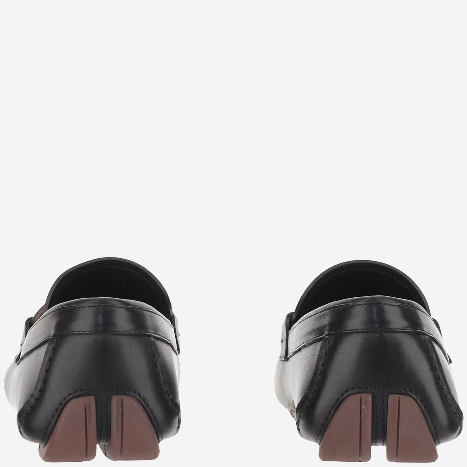 Mocassini Driver con ornamento Gancini FRONT4 110NEROCIOCCOLATONERO SALVATORE FERRAGAMO