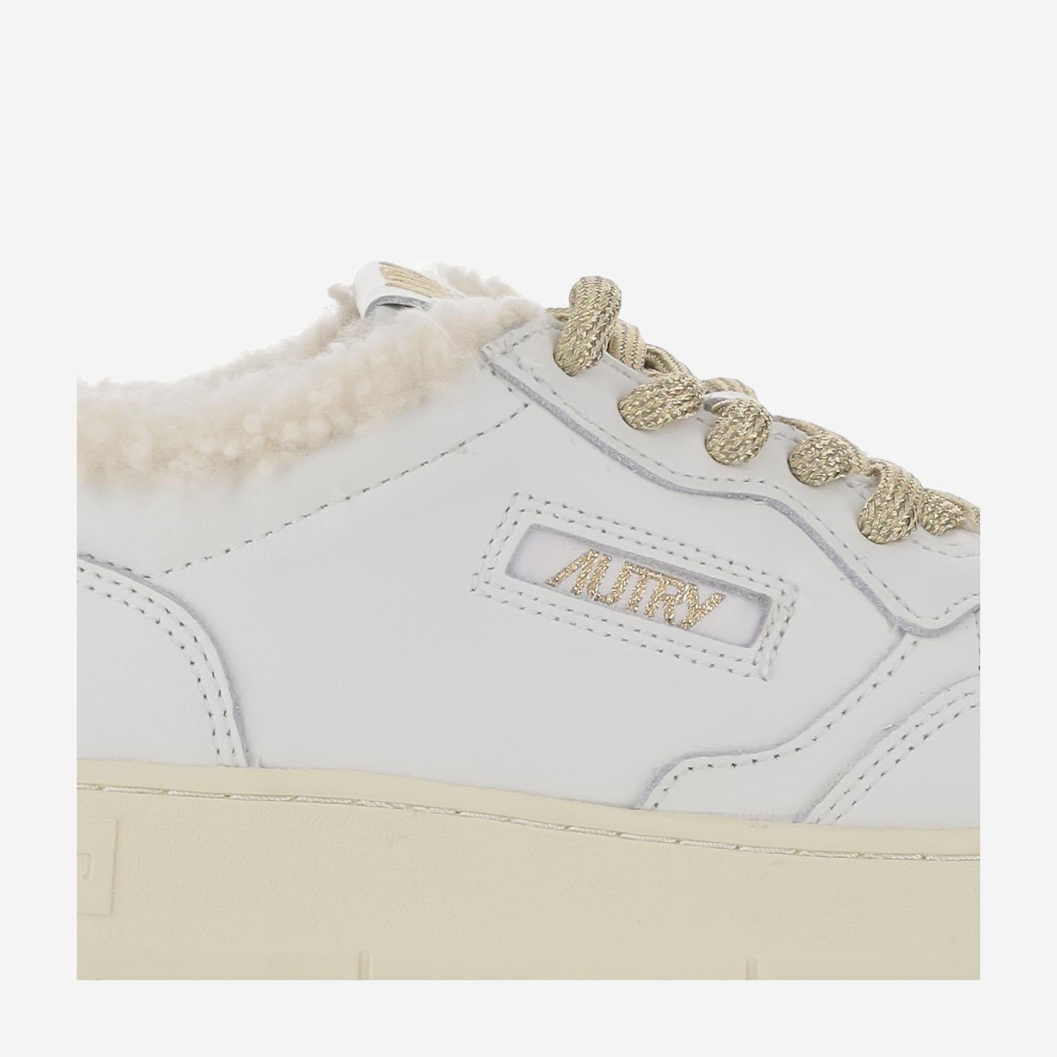 SNEAKERS LOW MEDALIST IN PELLE AULWWX01 WHTWHT AUTRY